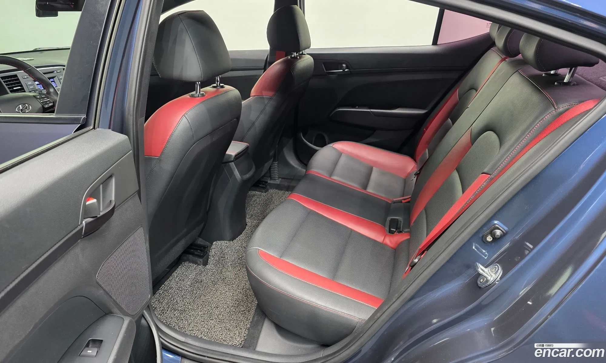 Hyundai Elantra AD 2017 KMHDR41BAHU352828 — 13