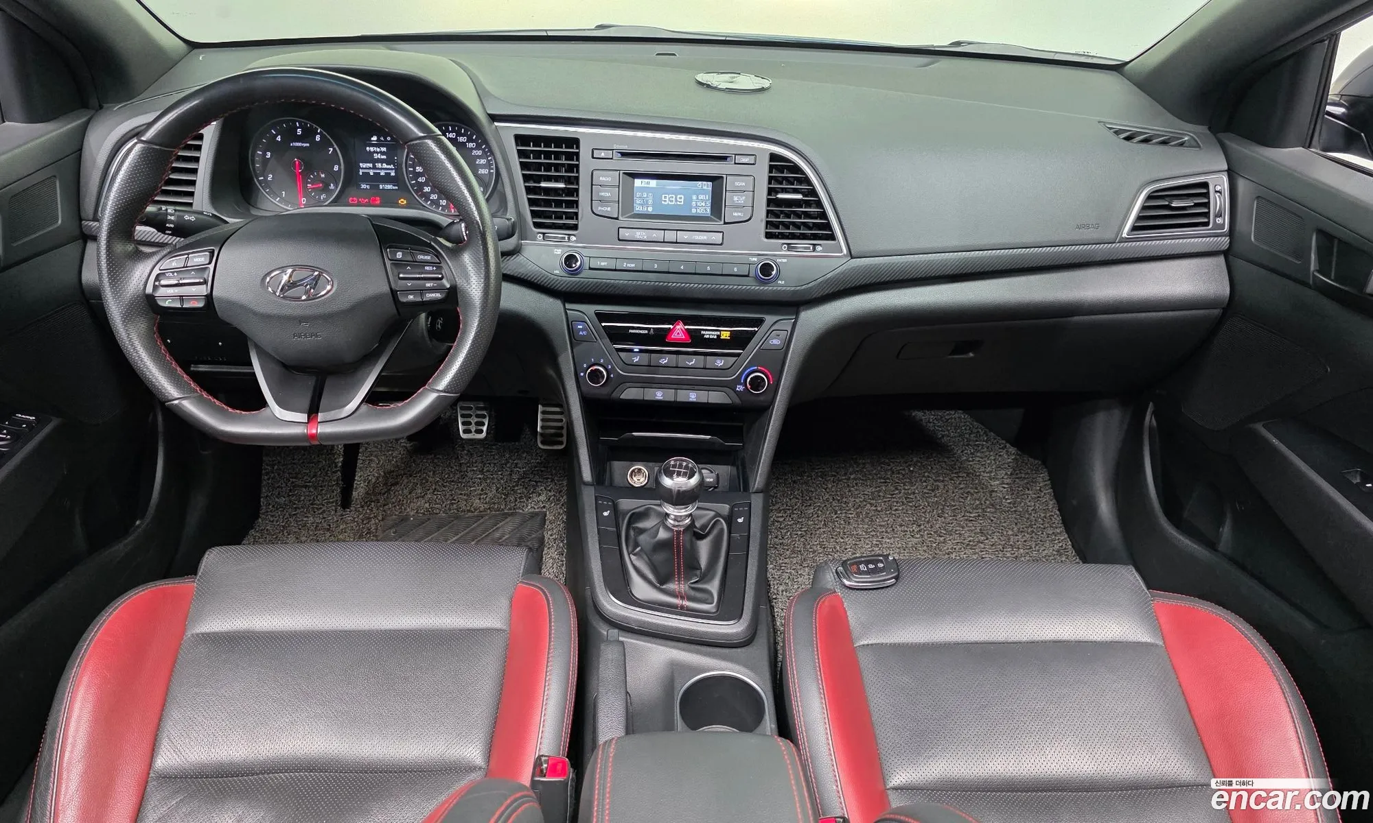 Hyundai Elantra AD 2017 KMHDR41BAHU352828 — 9