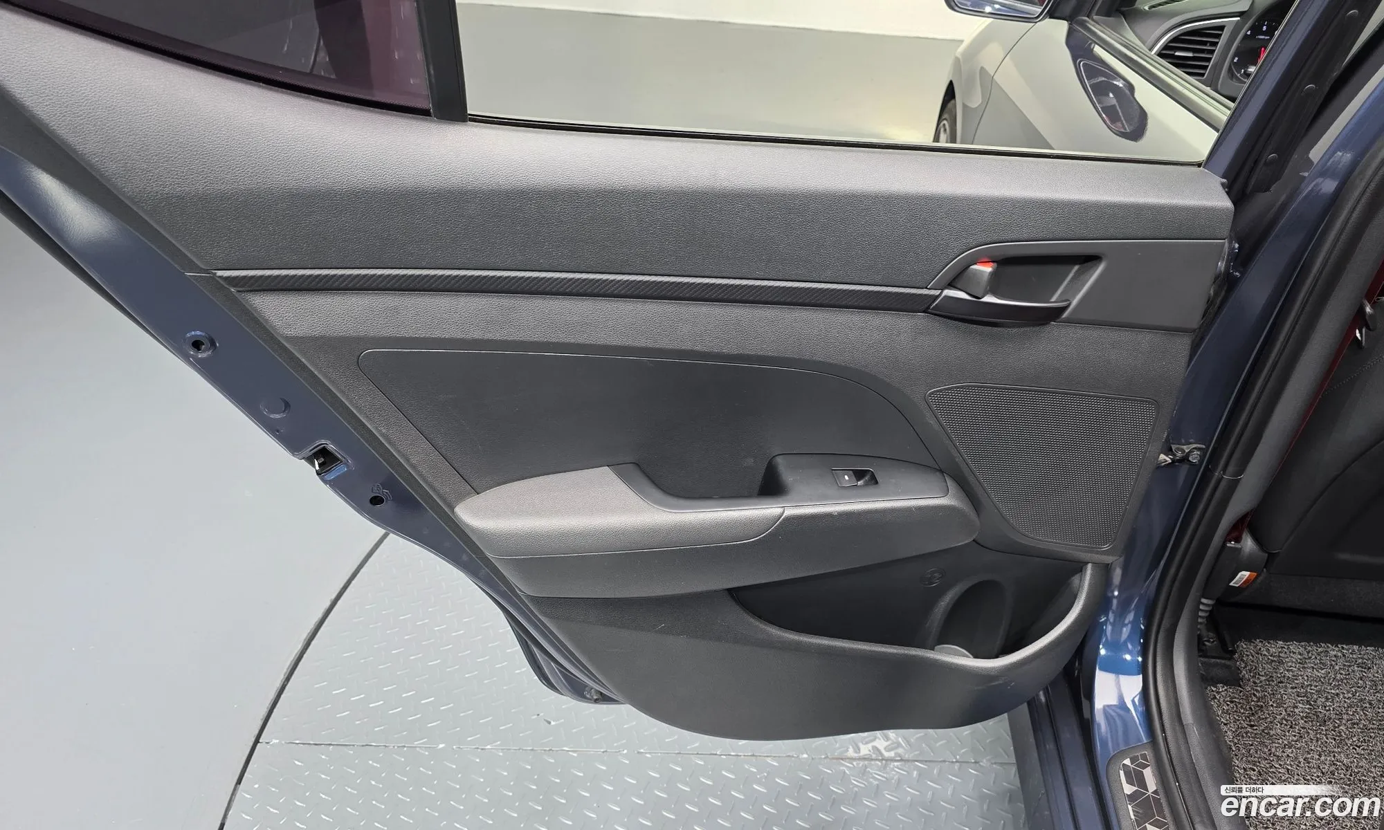 Hyundai Elantra AD 2017 KMHDR41BAHU352828 — 30
