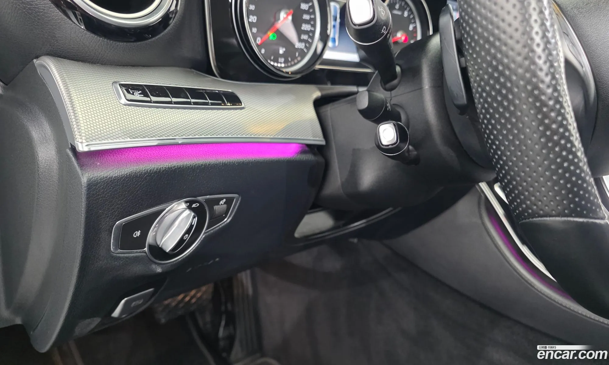 Mercedes-Benz E-Class W213 2017 WDDZF4CB5HA100245 — 10