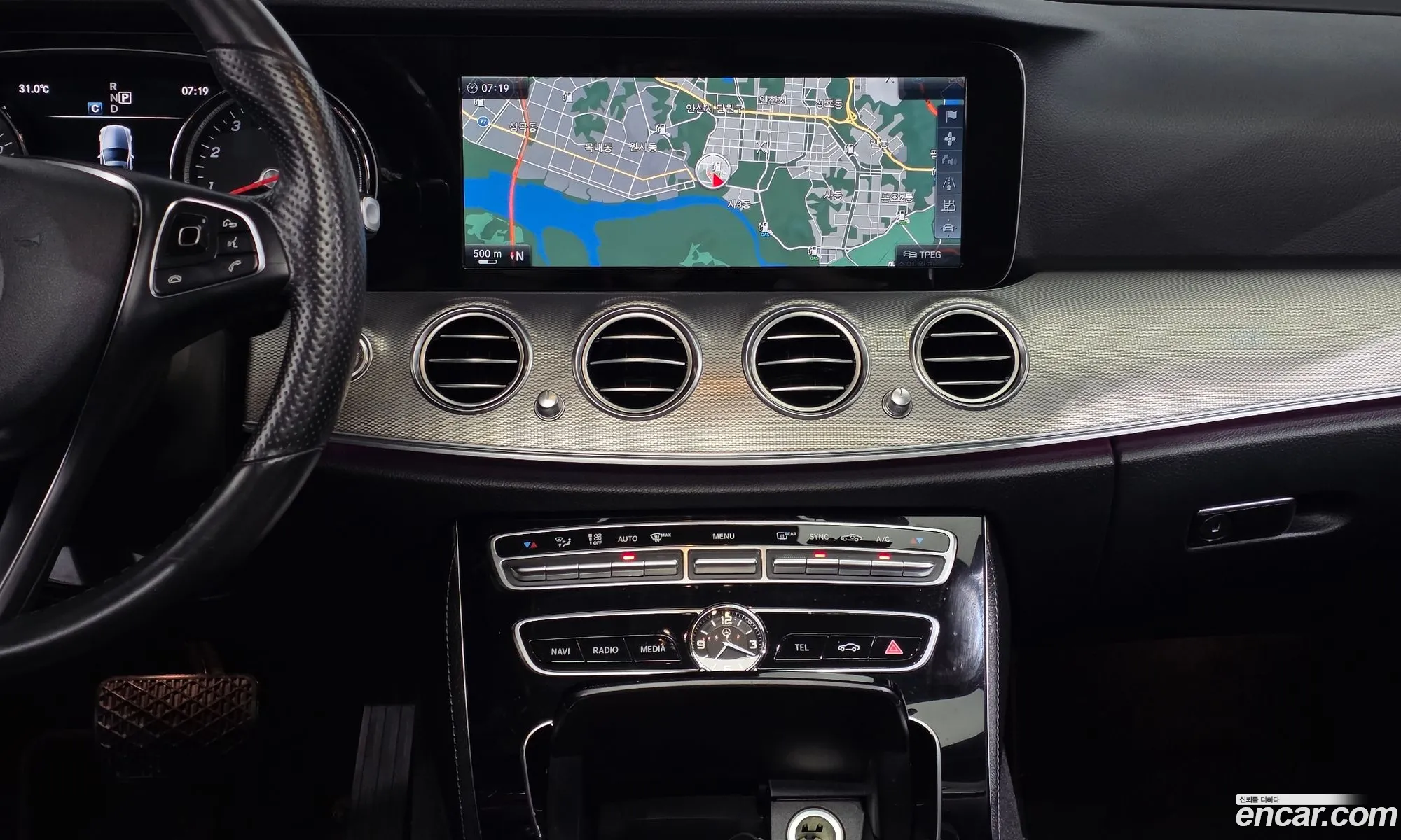 Mercedes-Benz E-Class W213 2017 WDDZF4CB5HA100245 — 13