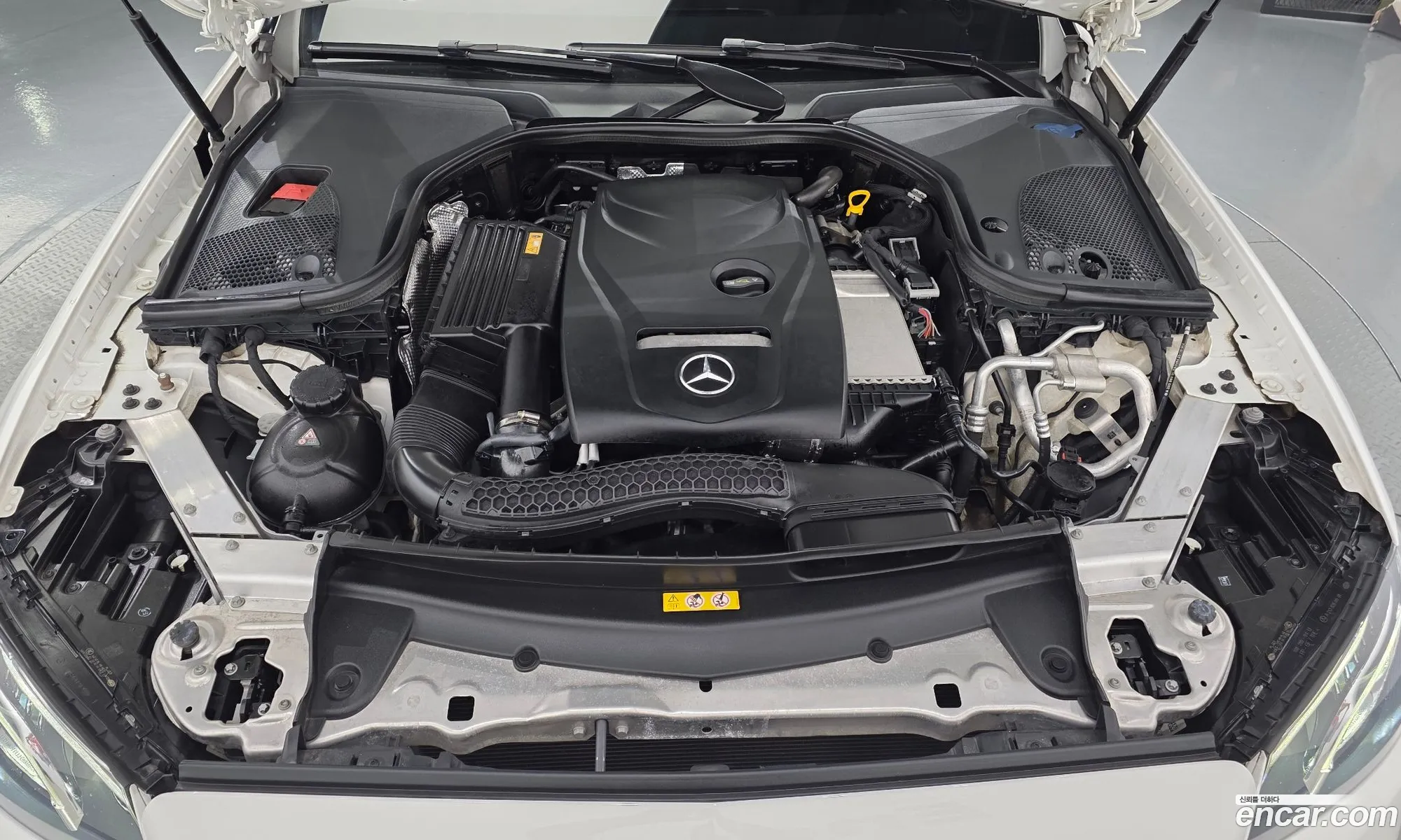 Mercedes-Benz E-Class W213 2017 WDDZF4CB5HA100245 — 14