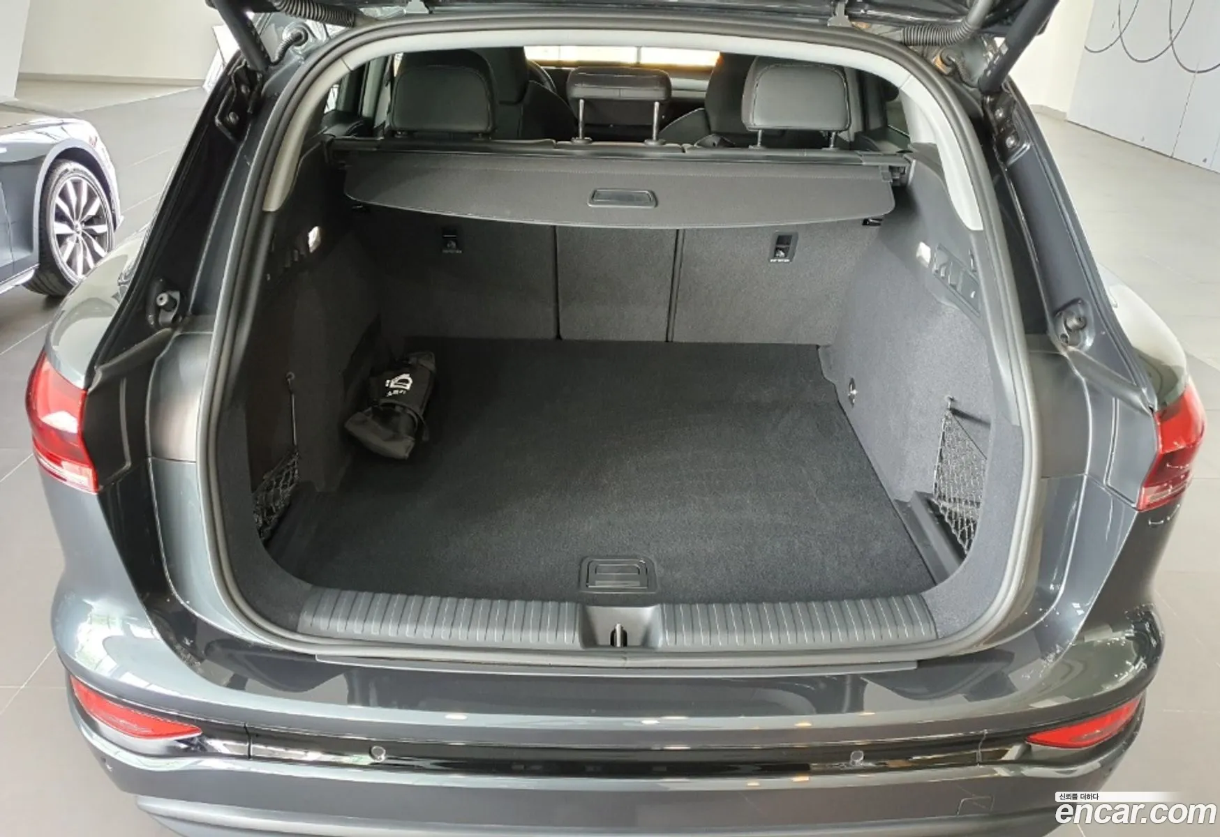 Audi Q6 e-tron 2025 — 14