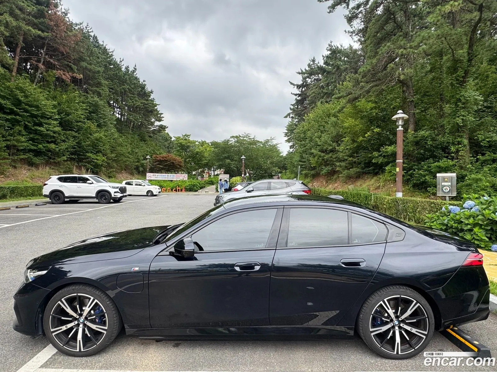 BMW 5 Series 2025 — 10