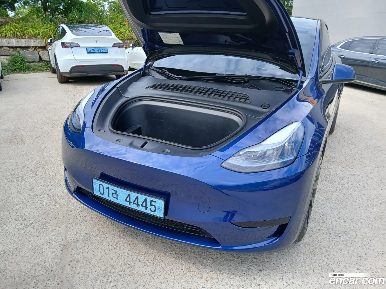 Tesla Model Y 2023 — 4