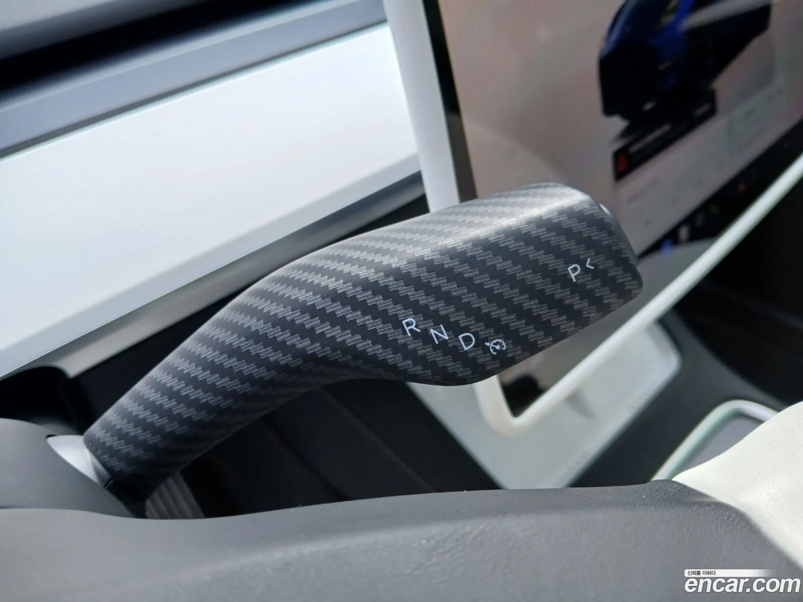 Tesla Model Y 2023 — 7