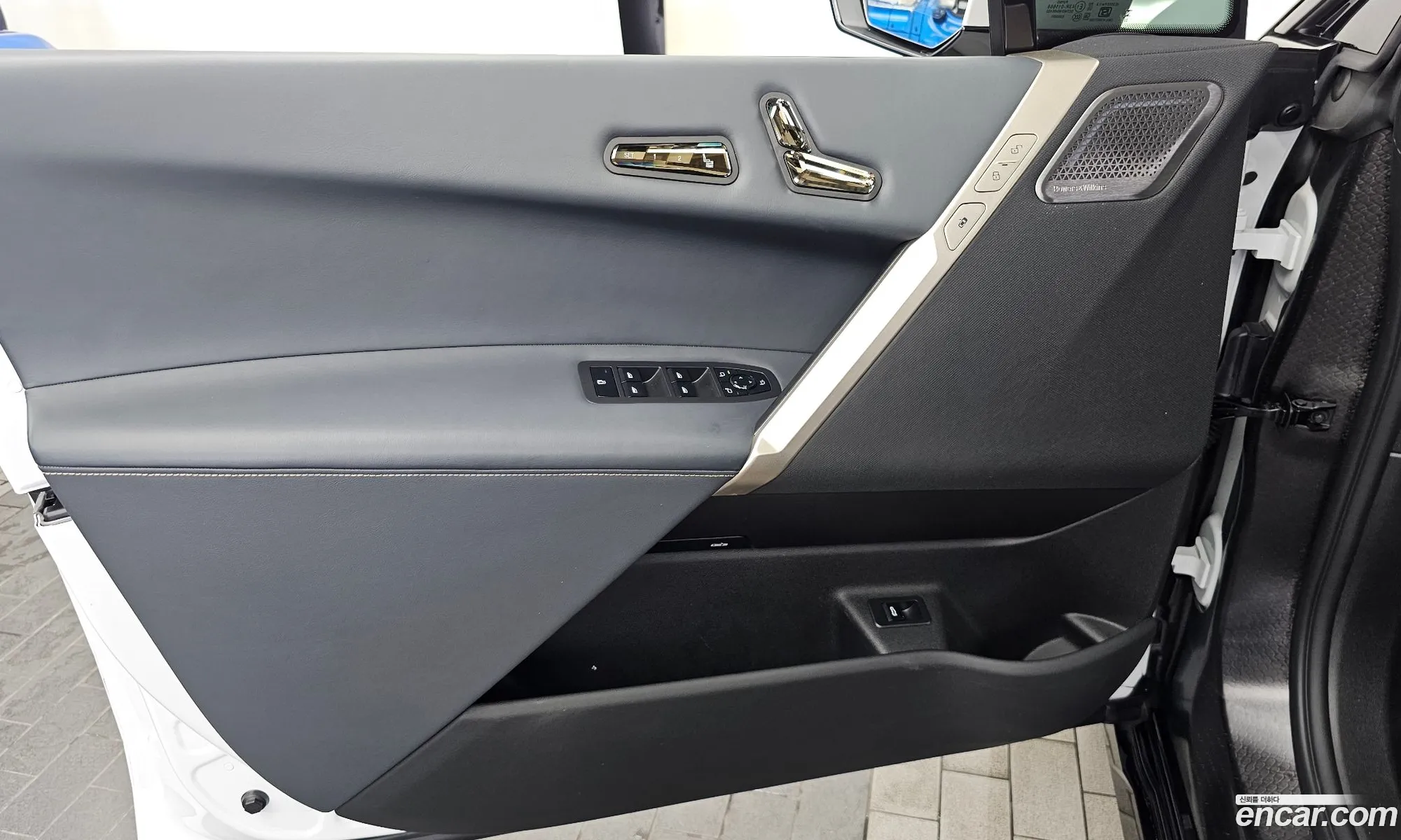 BMW iX 2023 — 20