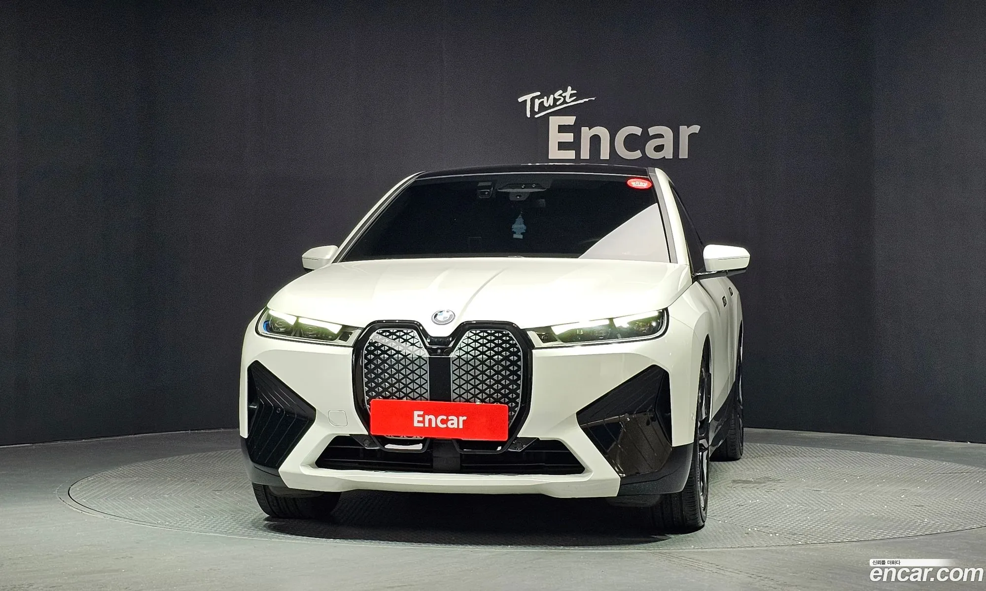BMW iX 2023 — 30
