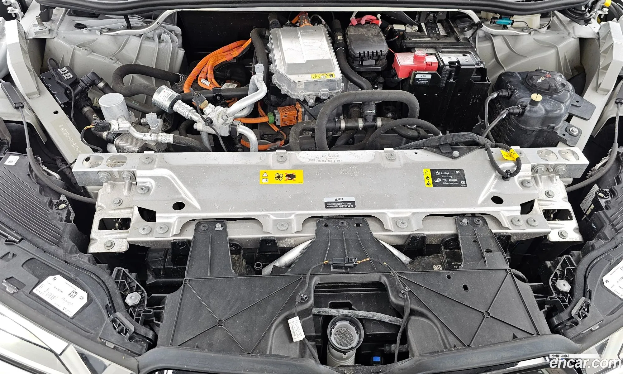 BMW iX 2023 — 8