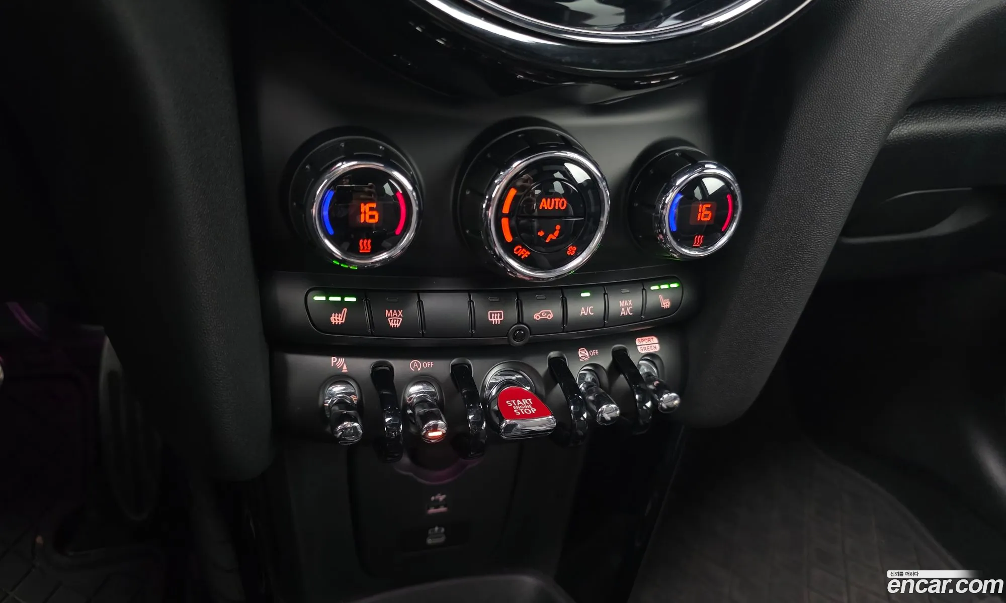 Mini Cooper S 2022 WMW81DH02P2T30472 — 31
