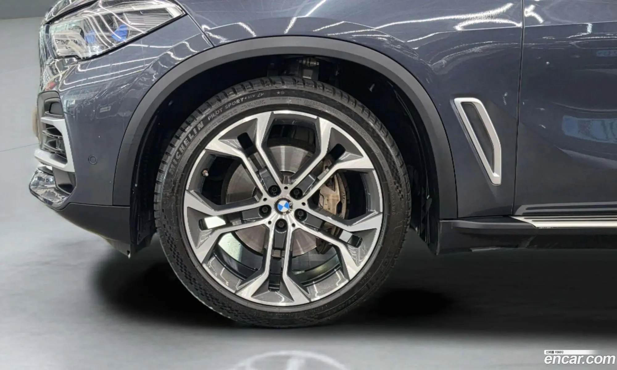 BMW X5 2022 — 16