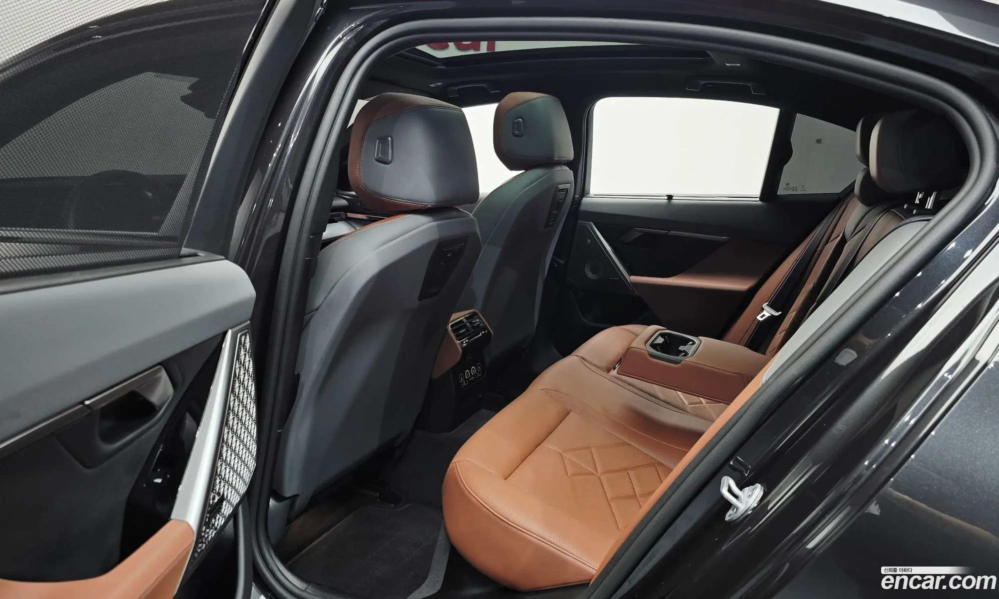 BMW 5 Series 2025 — 19