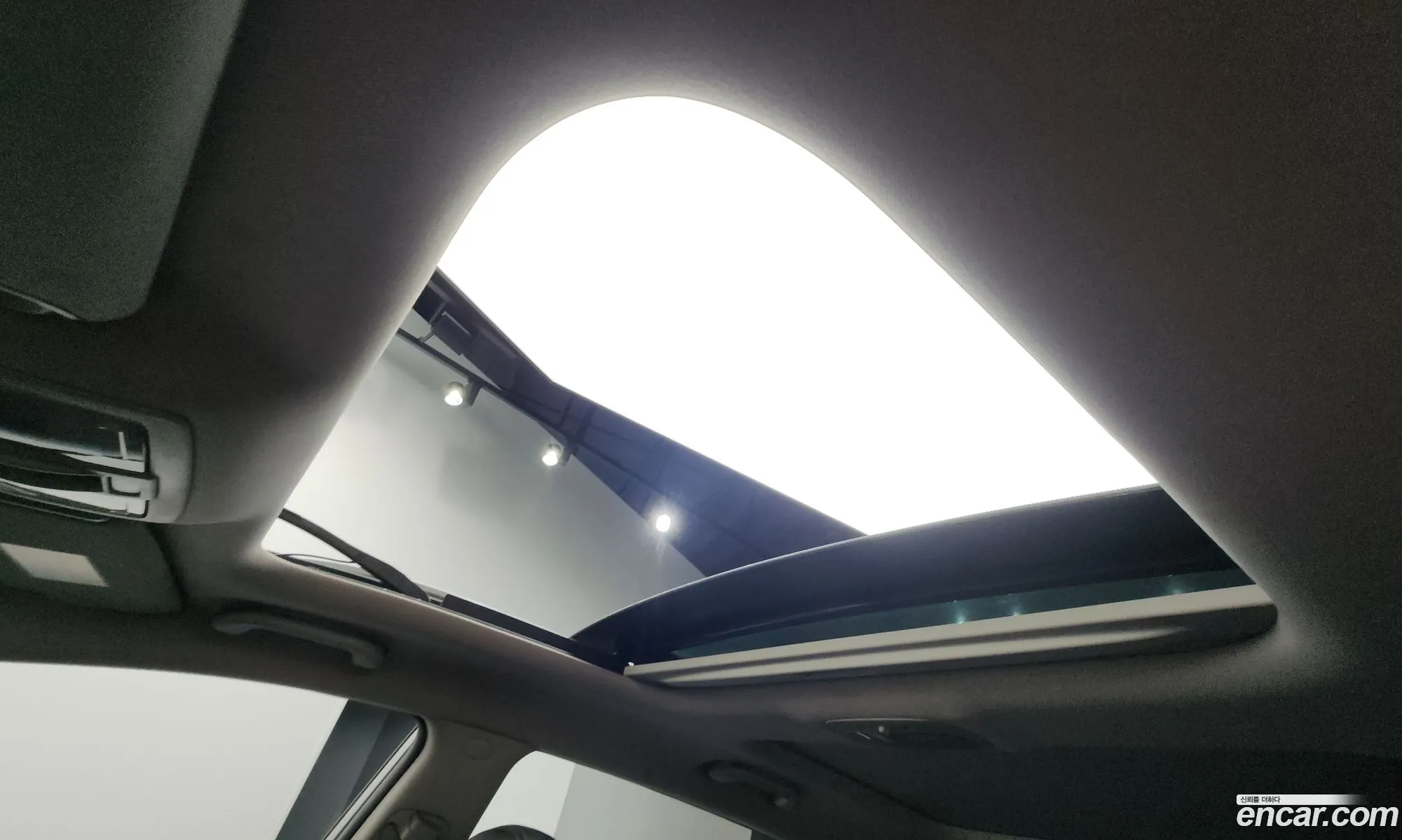 Kia Sportage R 2011 — 17