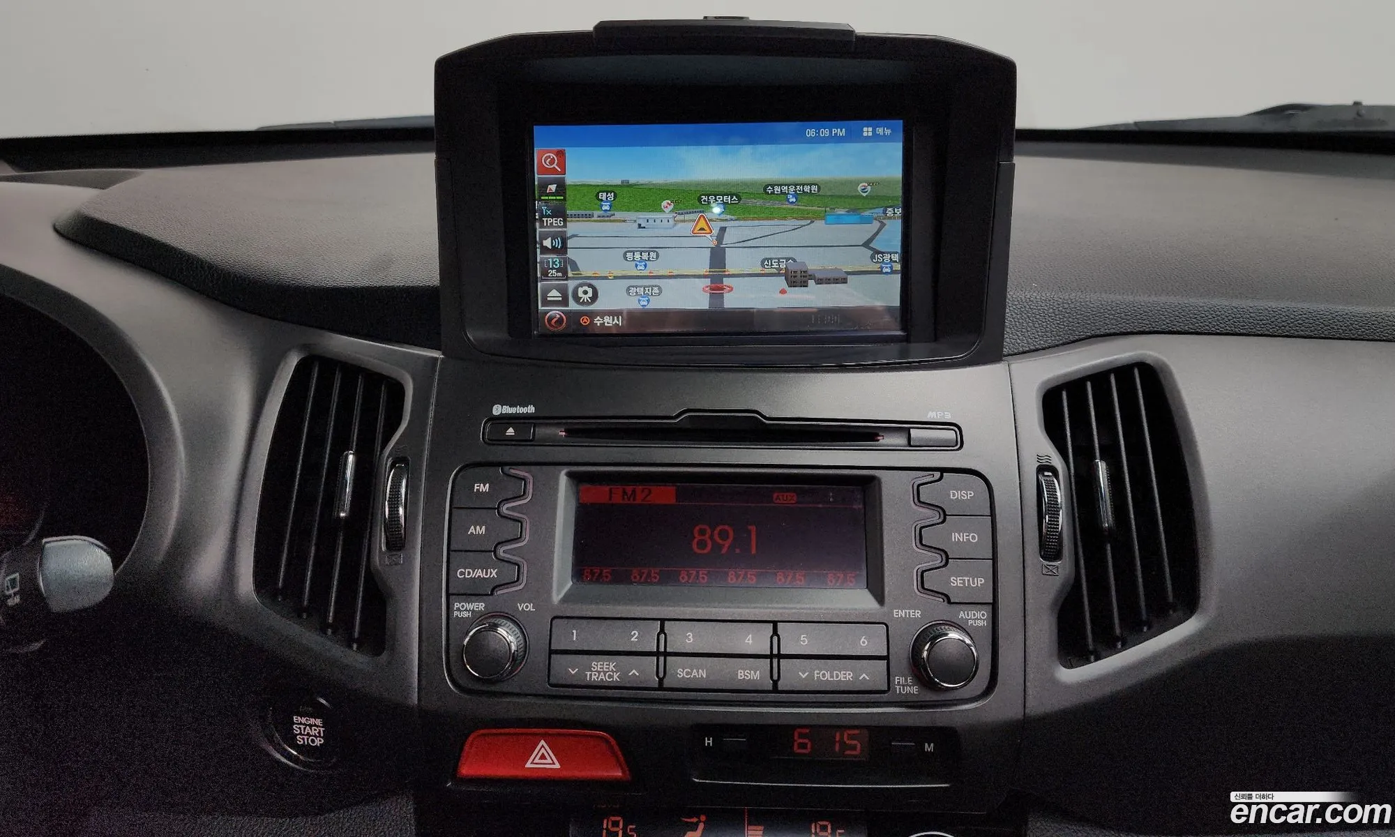Kia Sportage R 2011 — 3