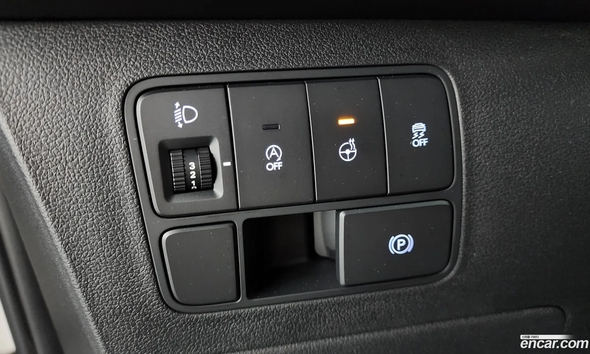 Hyundai Staria 2023 — 27