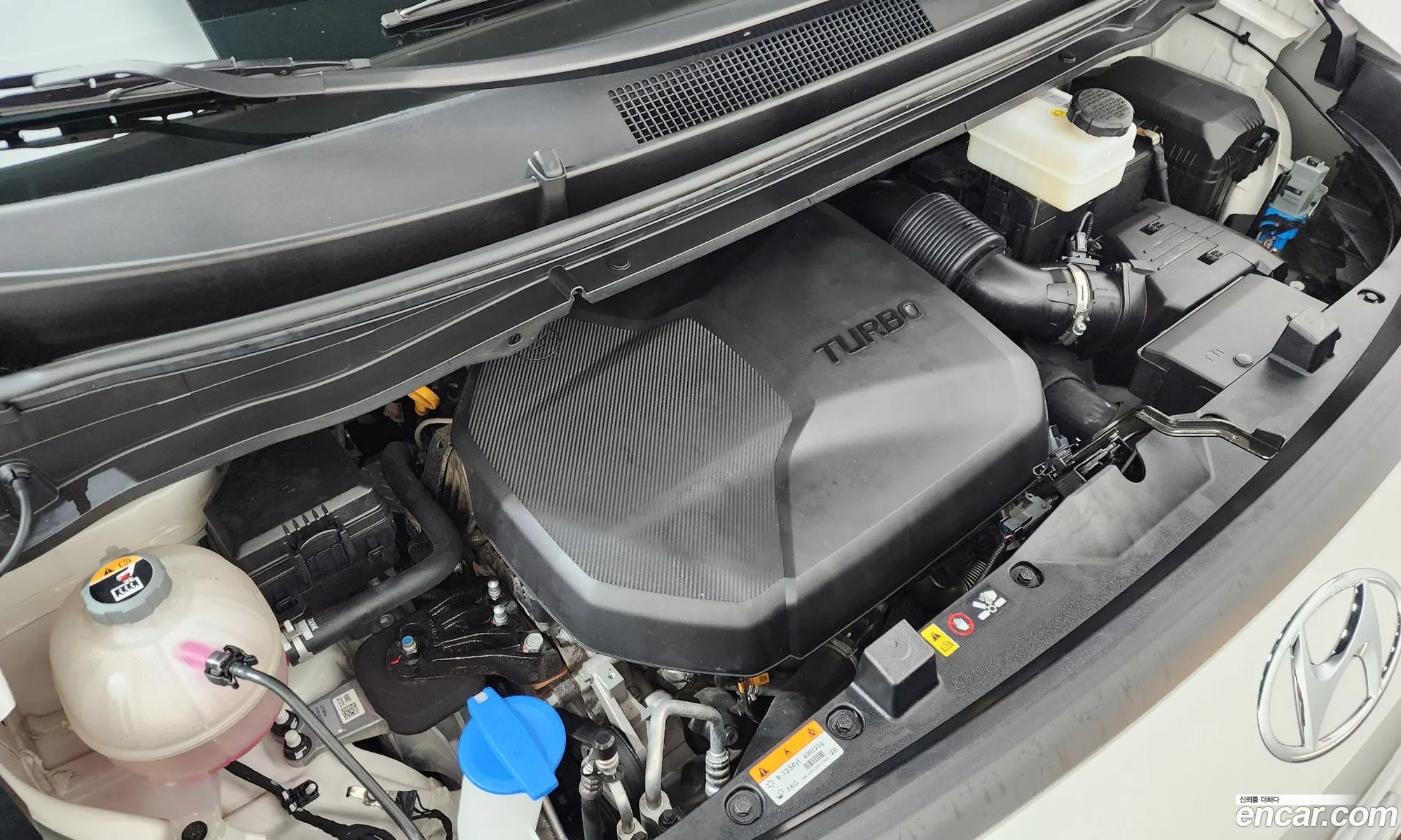 Hyundai Staria 2023 — 17