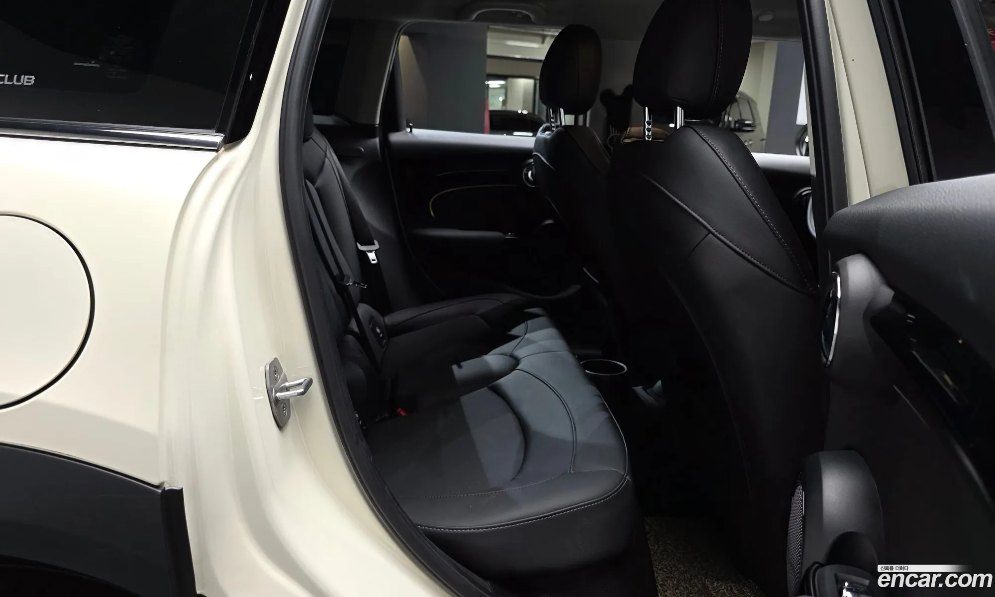 Mini Cooper 2022 WMW41DK03P2S65607 — 17