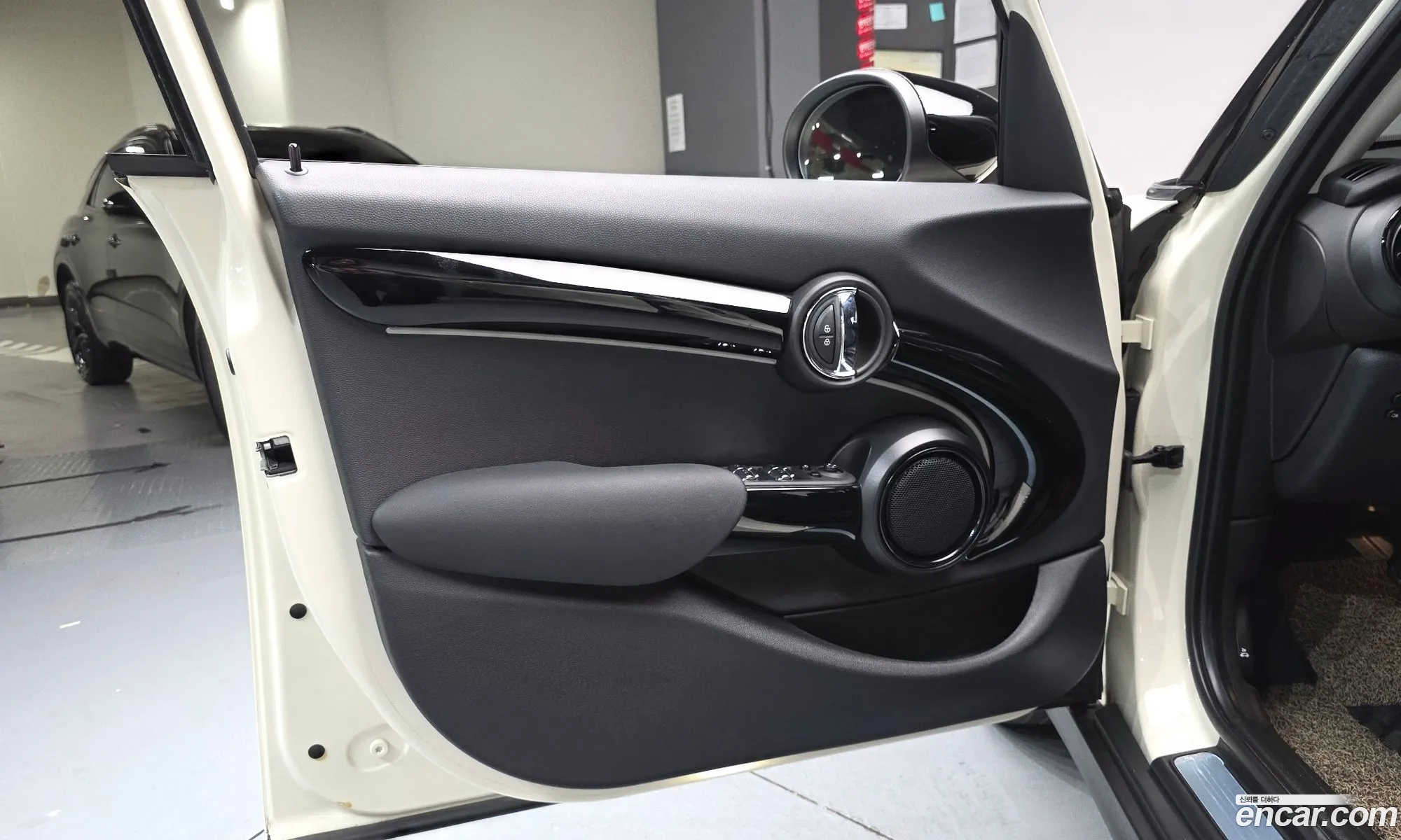 Mini Cooper 2022 WMW41DK03P2S65607 — 14