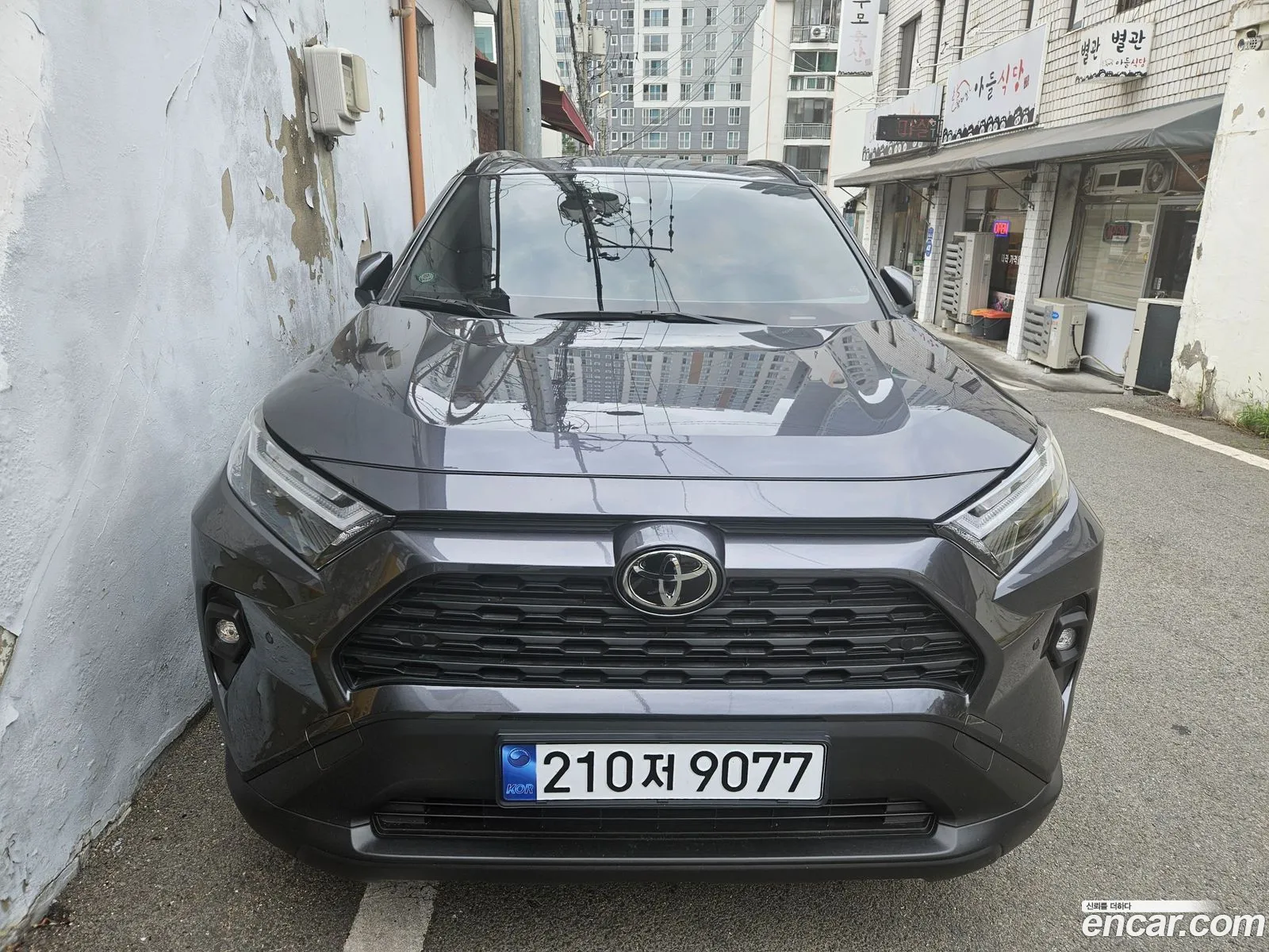 Toyota RAV4 2025 — 6