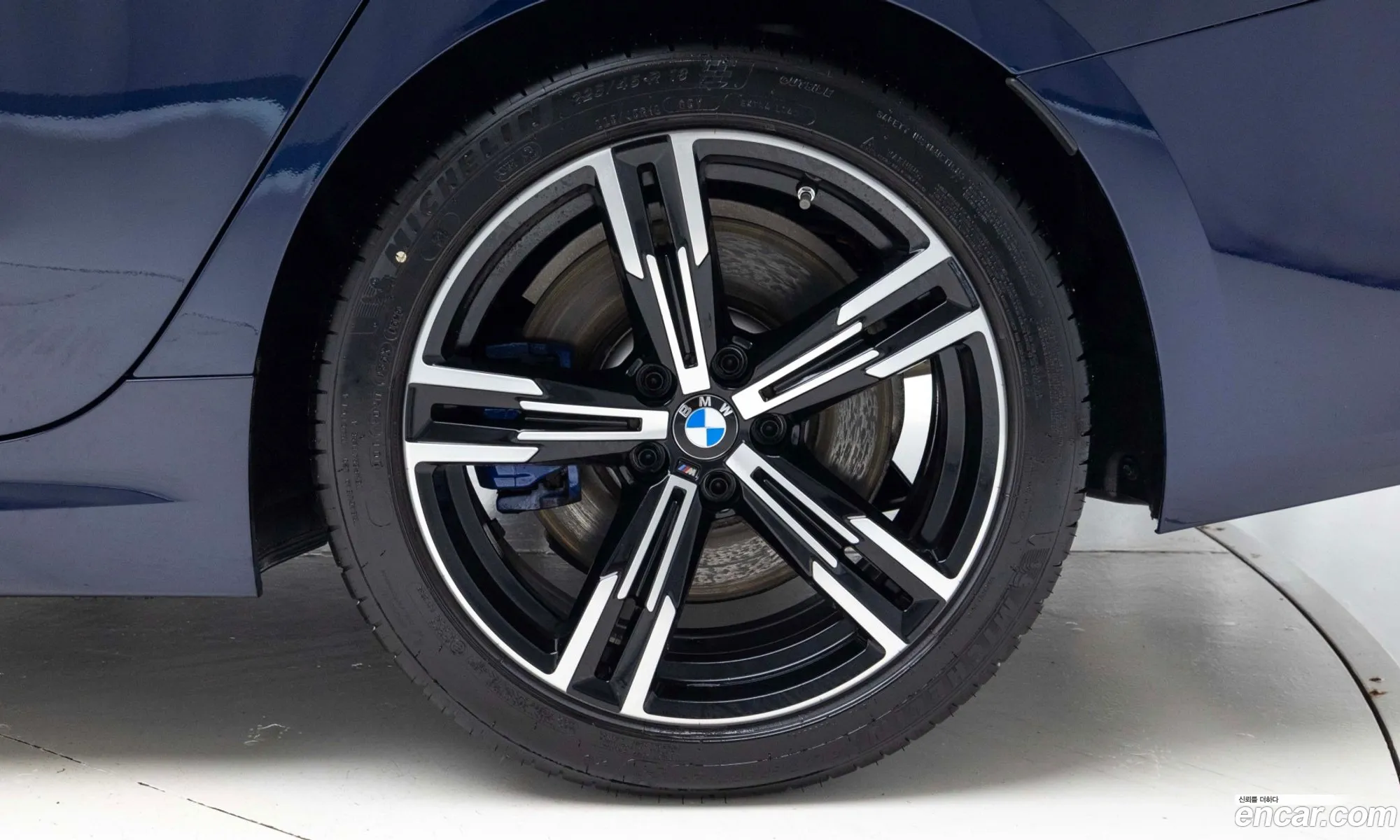 BMW 3 Series 2025 — 4