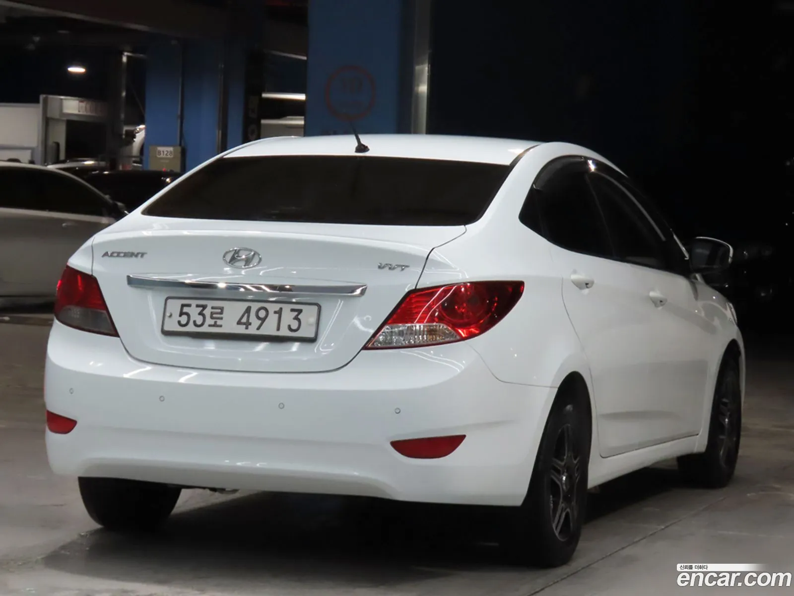 Hyundai Accent 2013 — 13