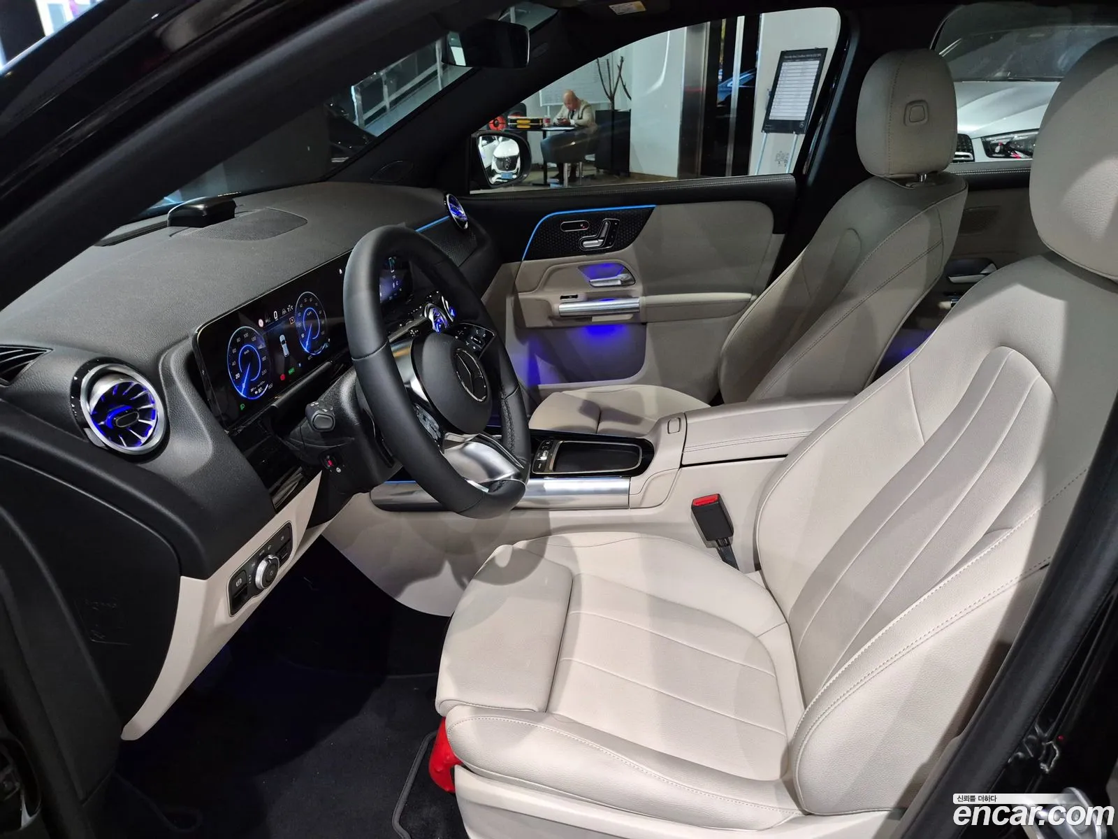 Mercedes-Benz EQA H243 2026 — 14