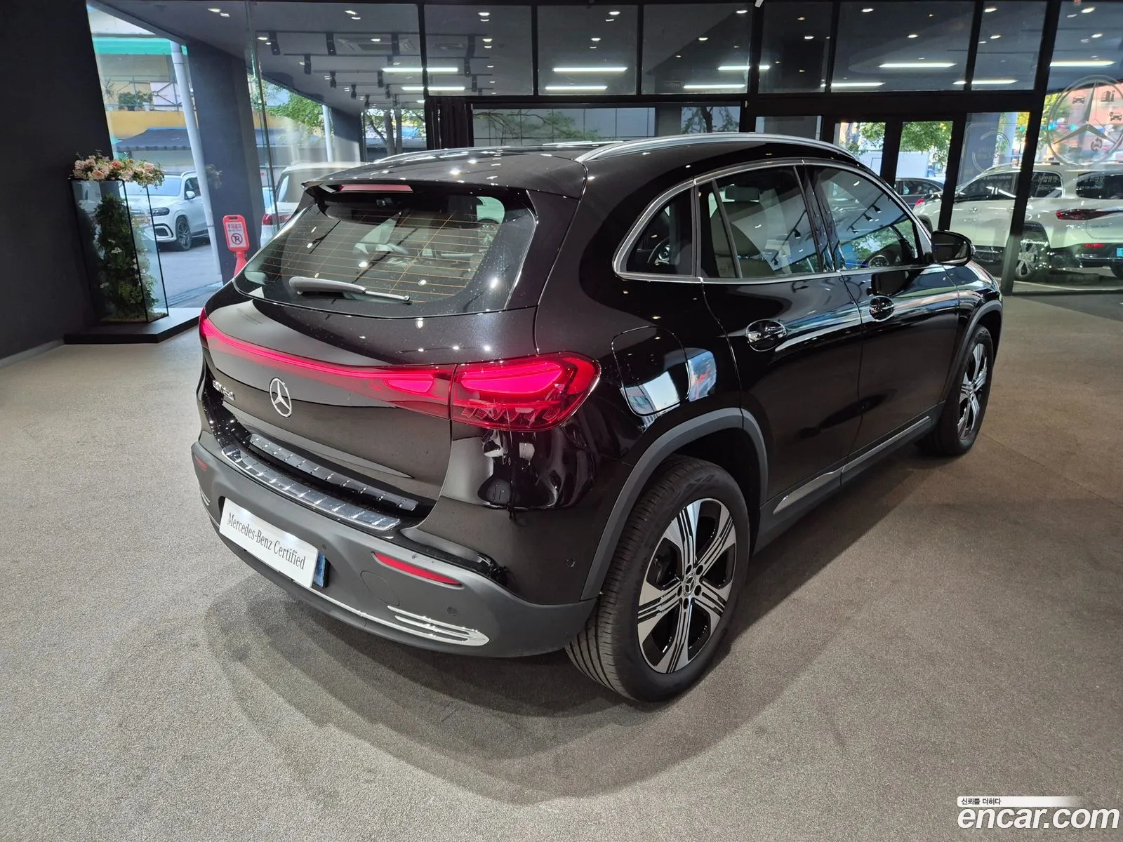 Mercedes-Benz EQA H243 2026 — 9