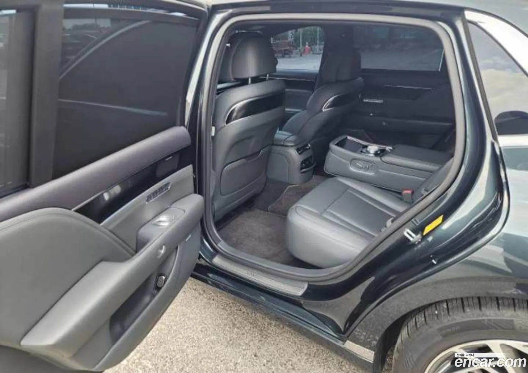 Genesis G90 2023 — 13