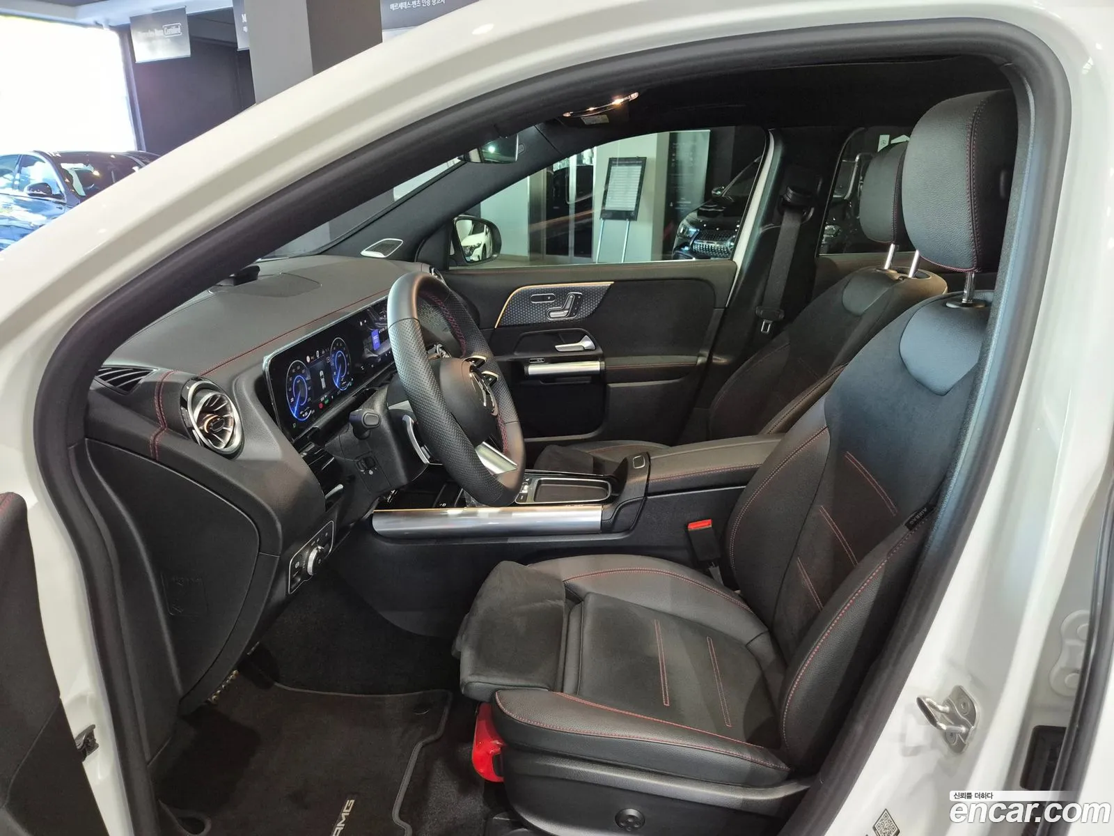 Mercedes-Benz EQA H243 2026 — 15
