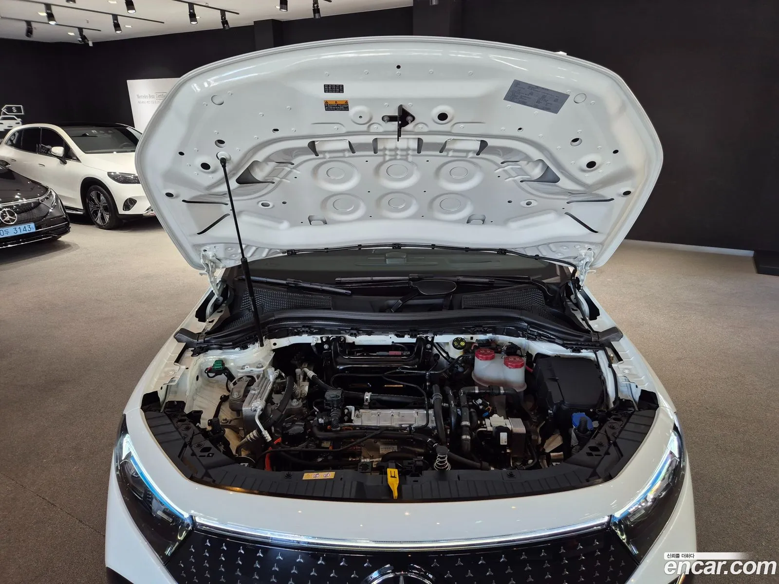 Mercedes-Benz EQA H243 2026 — 14