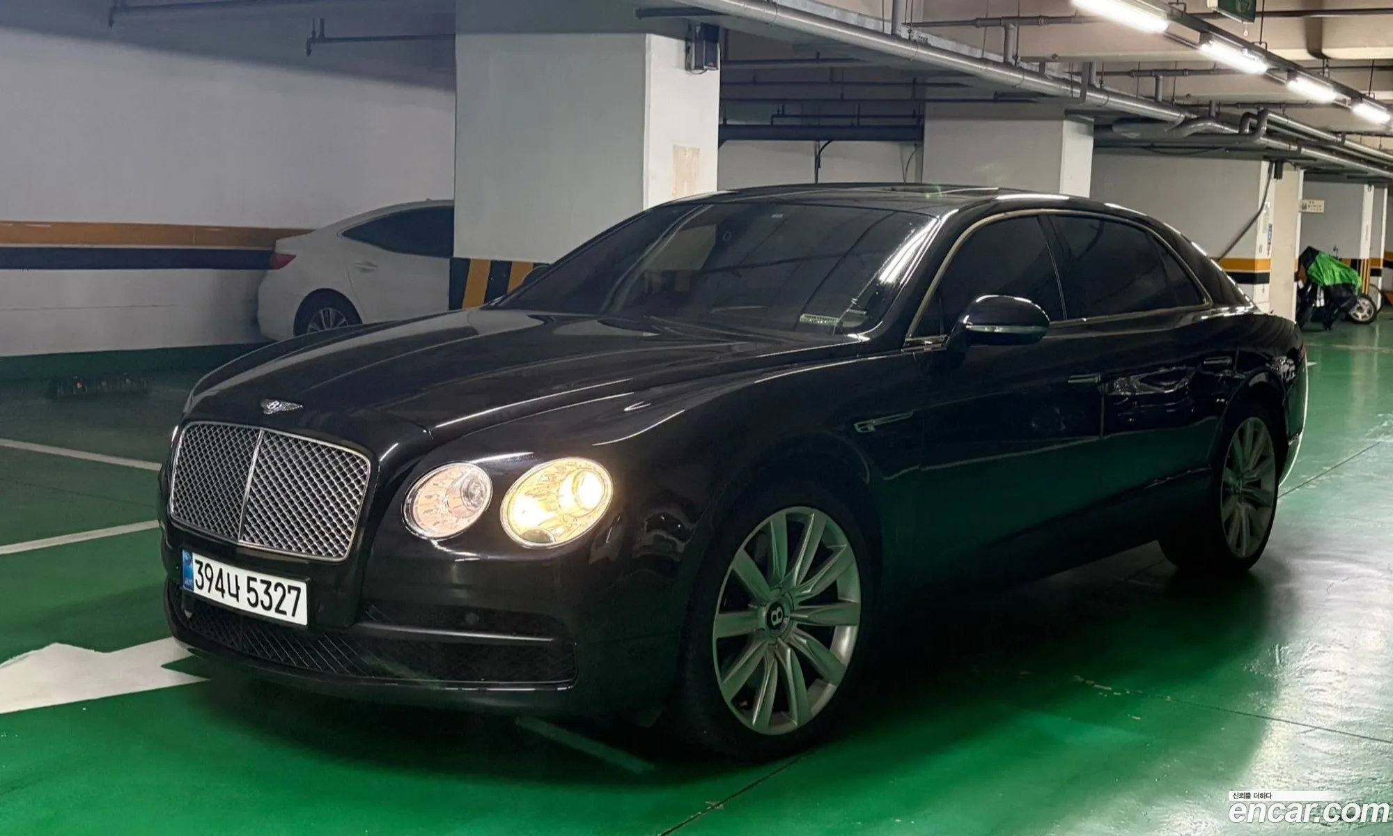 Bentley Flying Spur 2013 — 19