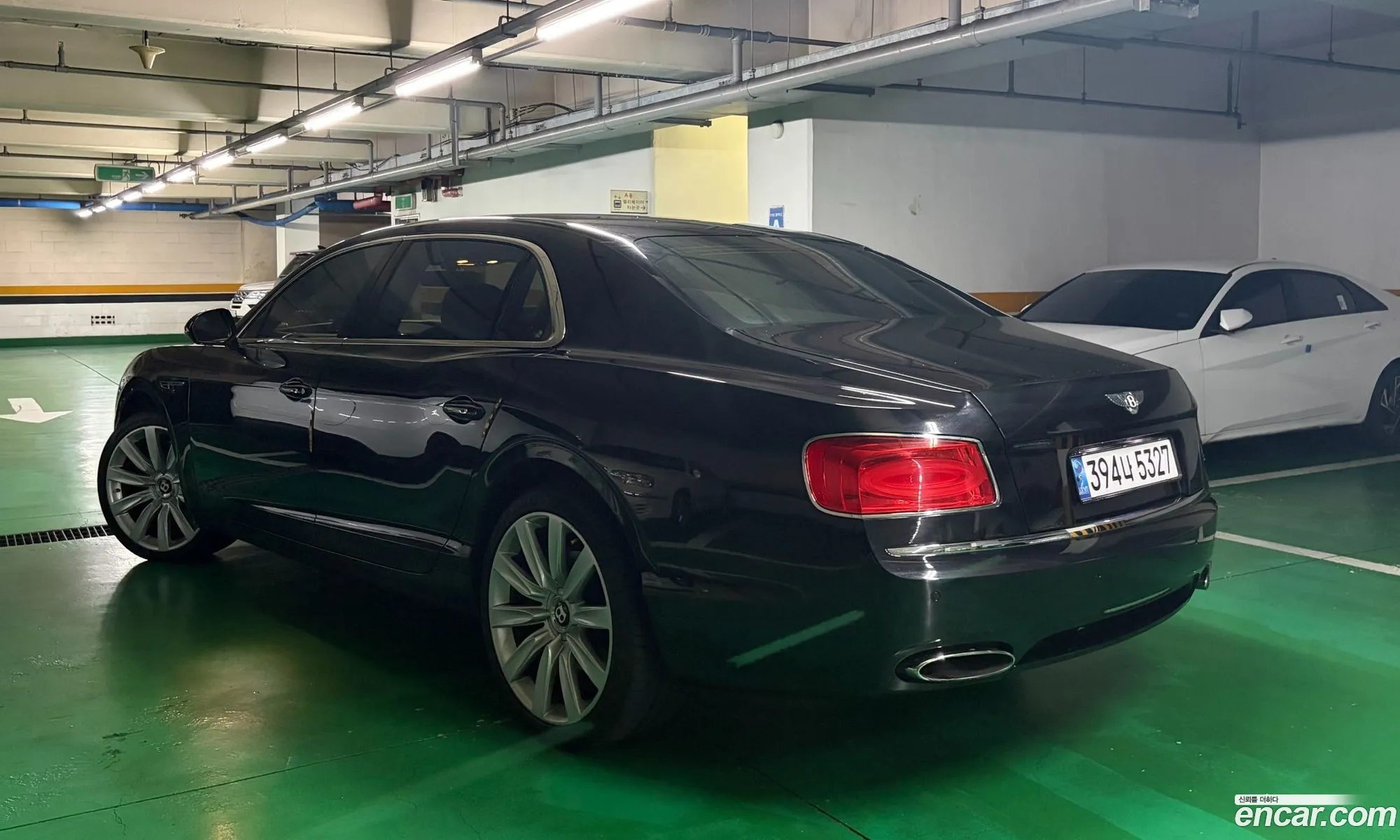 Bentley Flying Spur 2013 — 17