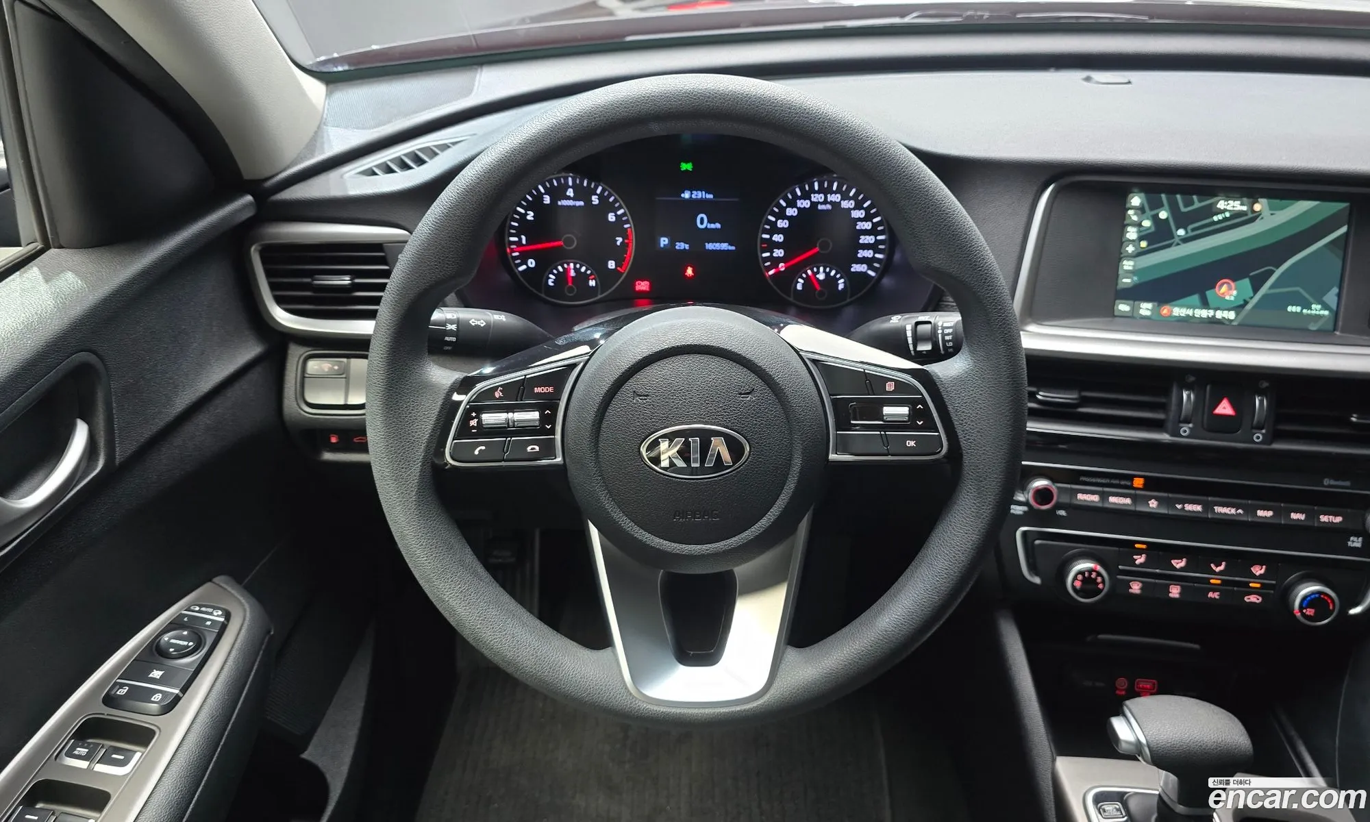 Kia K5 2018 KNAGS411BKA294538 — 19
