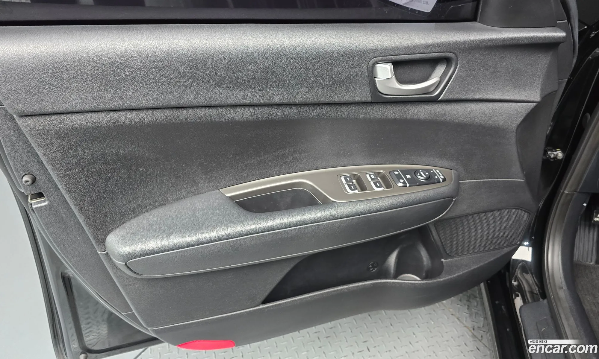 Kia K5 2018 KNAGS411BKA294538 — 7