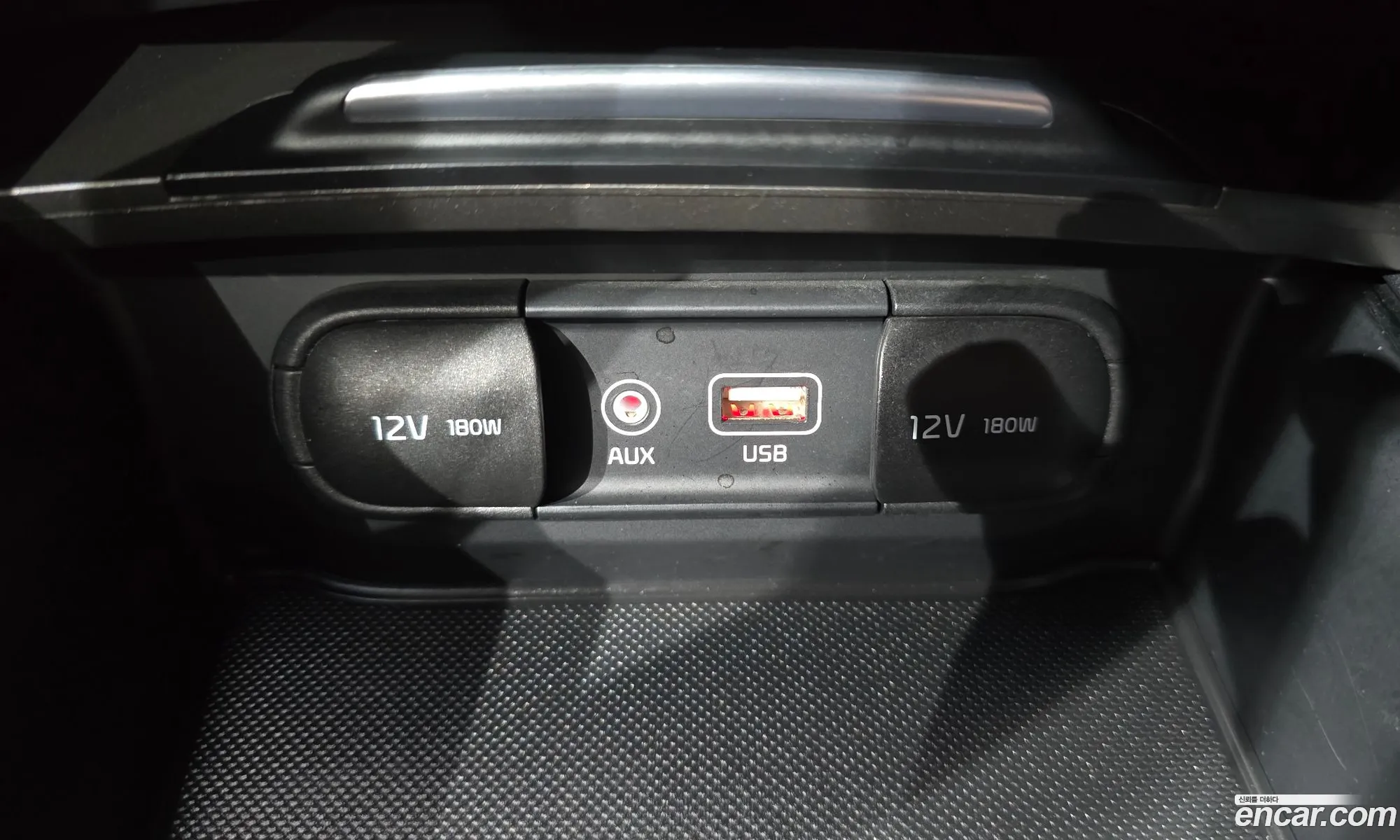 Kia K5 2018 KNAGS411BKA294538 — 10