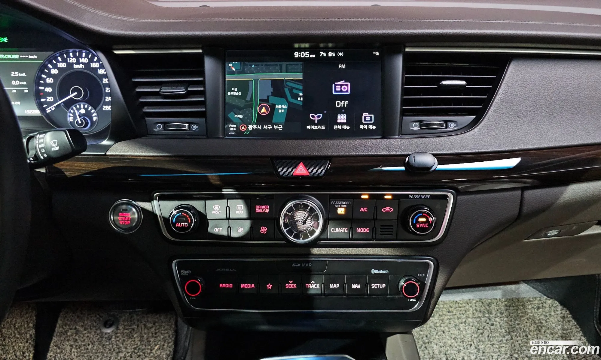 Kia K7 Hybrid 2019 — 10