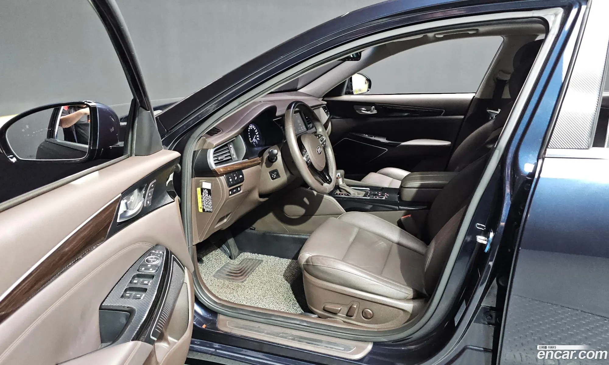 Kia K7 Hybrid 2019 — 3