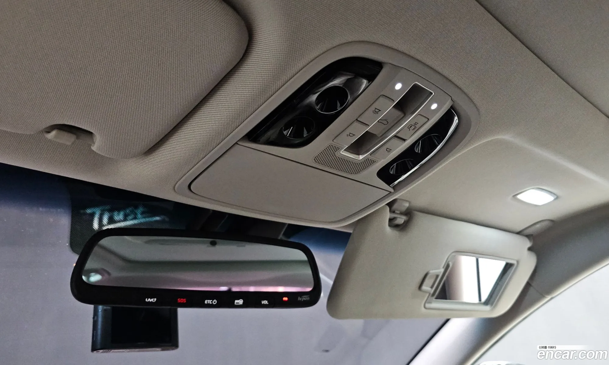 Kia K7 Hybrid 2019 — 8