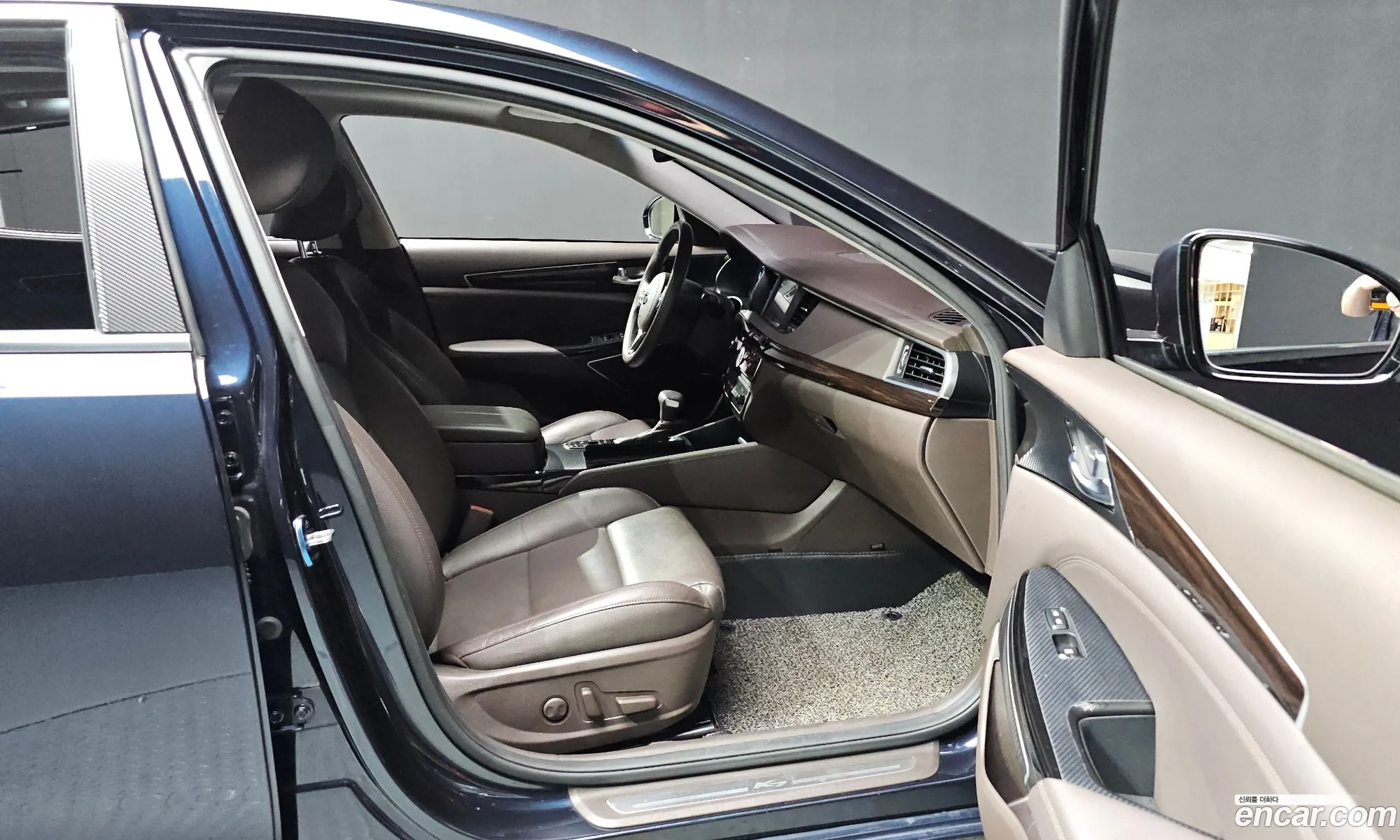 Kia K7 Hybrid 2019 — 12