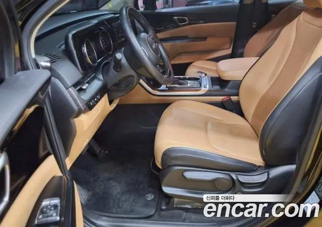 Kia Carnival 2022 — 3
