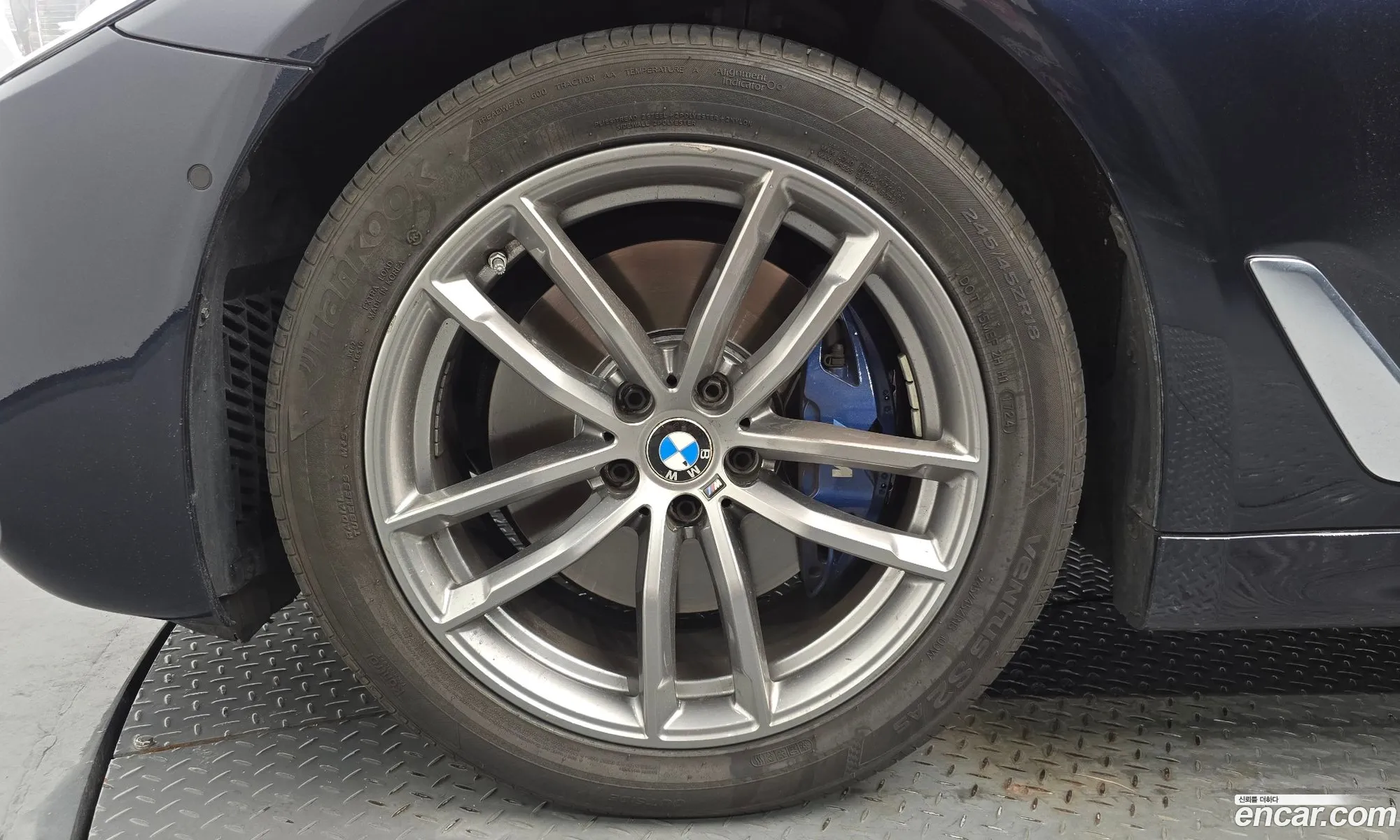 BMW 5 Series 2017 WBAJD9104JG971844 — 11