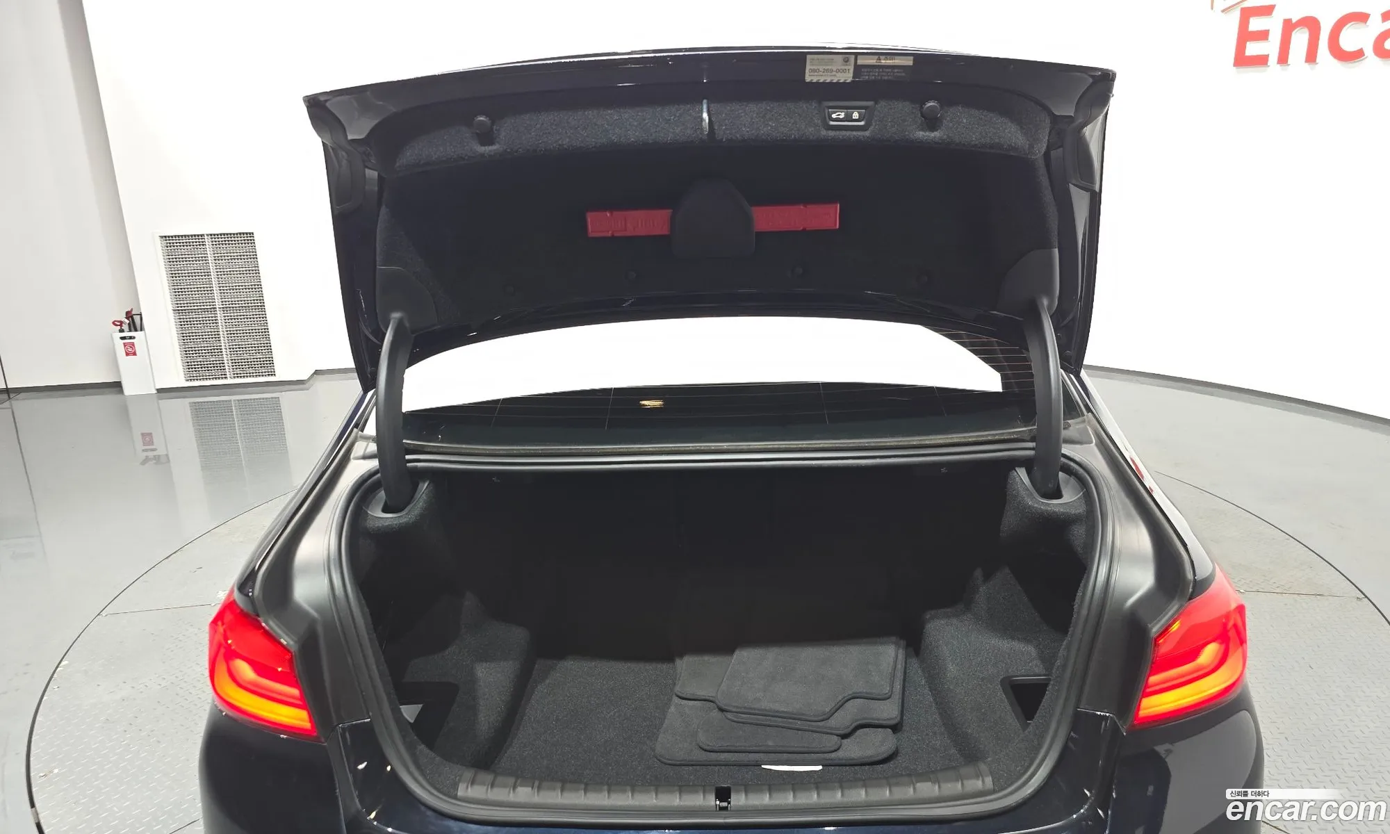 BMW 5 Series 2017 WBAJD9104JG971844 — 25