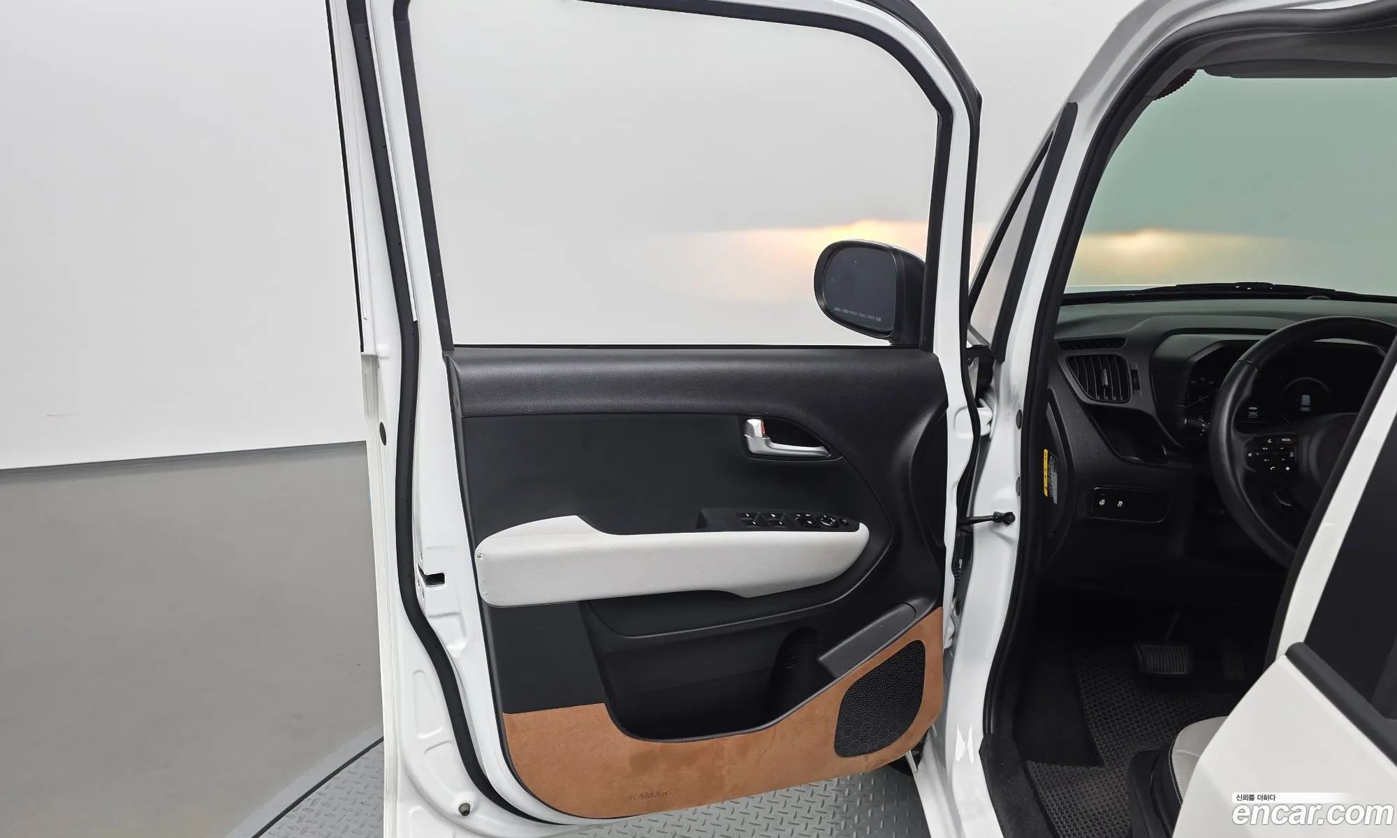 Kia Kia Ray EV 2024 KNACG81AFRT006409 — 12