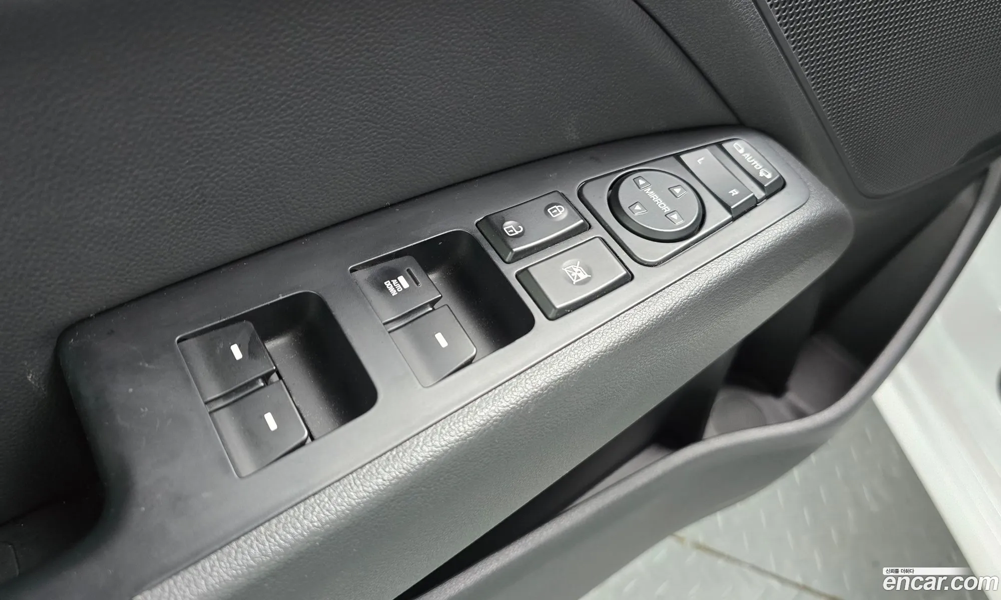 Hyundai Elantra AD 2020 — 6