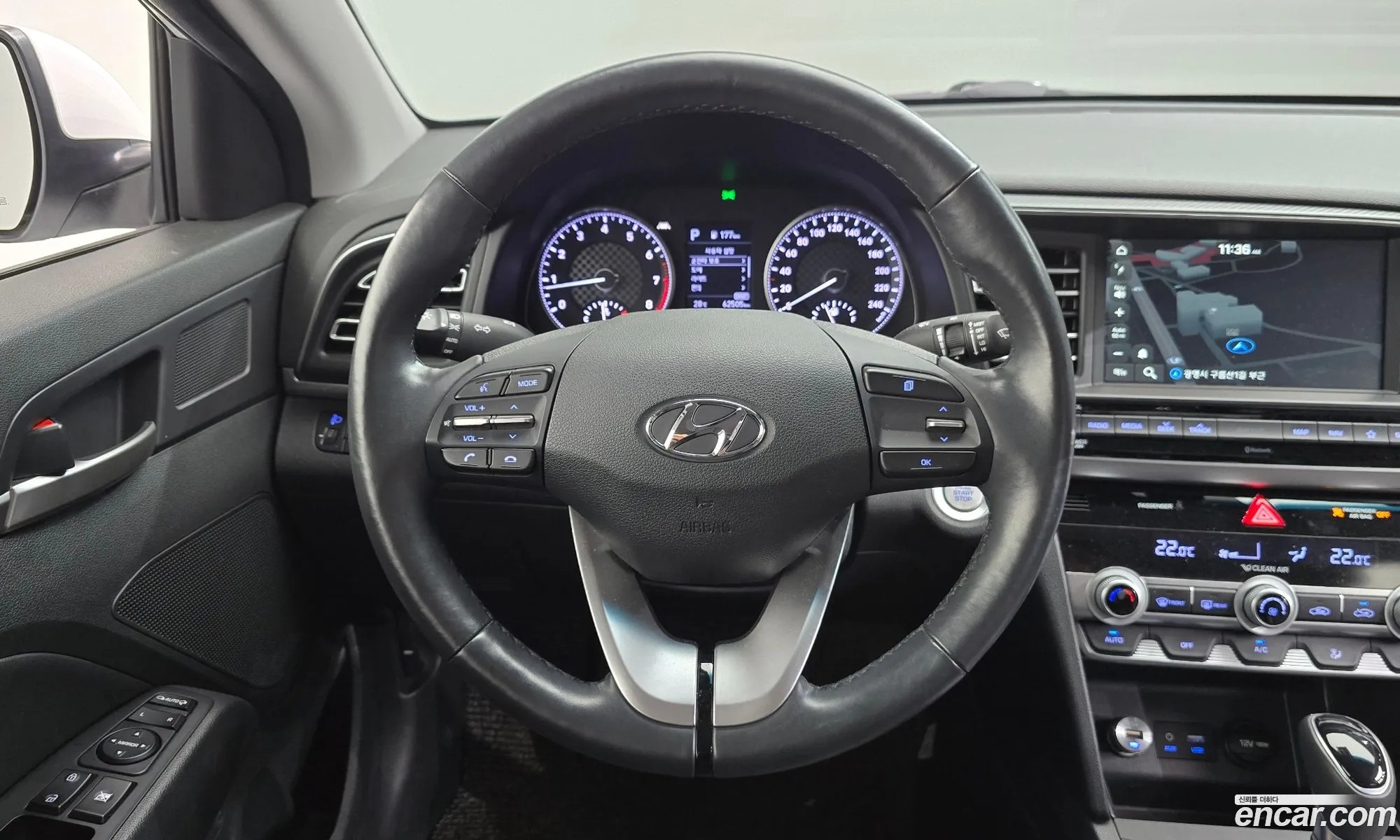 Hyundai Elantra AD 2020 — 10