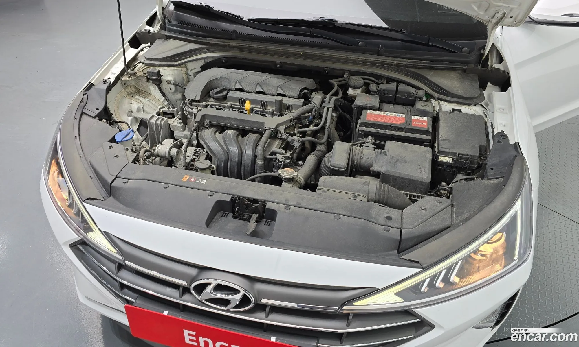Hyundai Elantra AD 2020 — 15