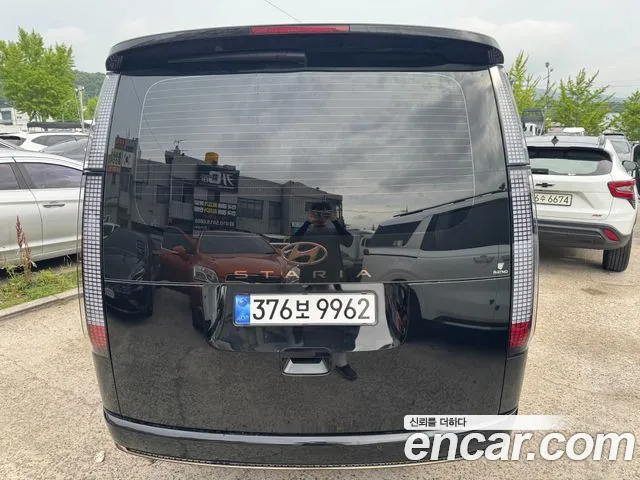 Hyundai Staria 2024 — 3