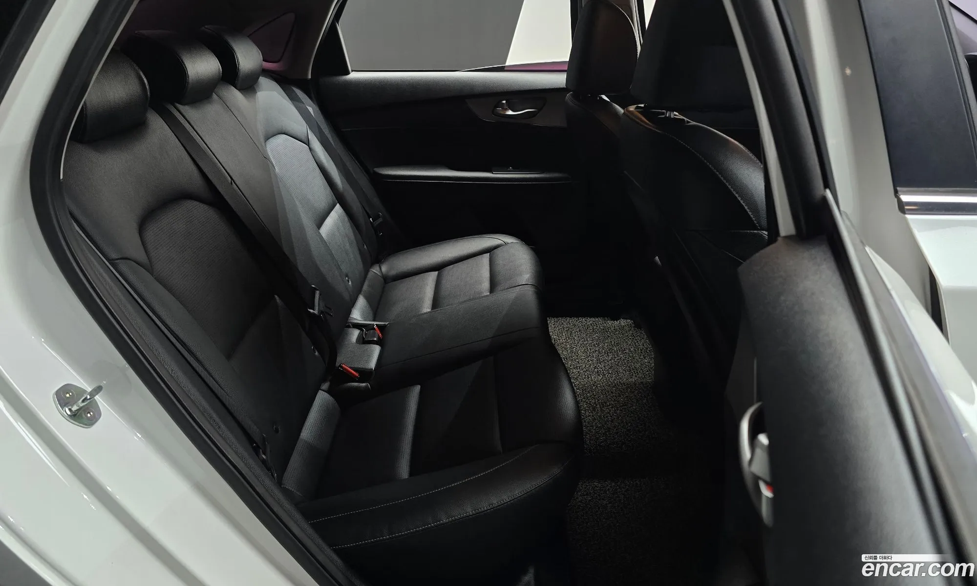 Kia K3 2019 — 20