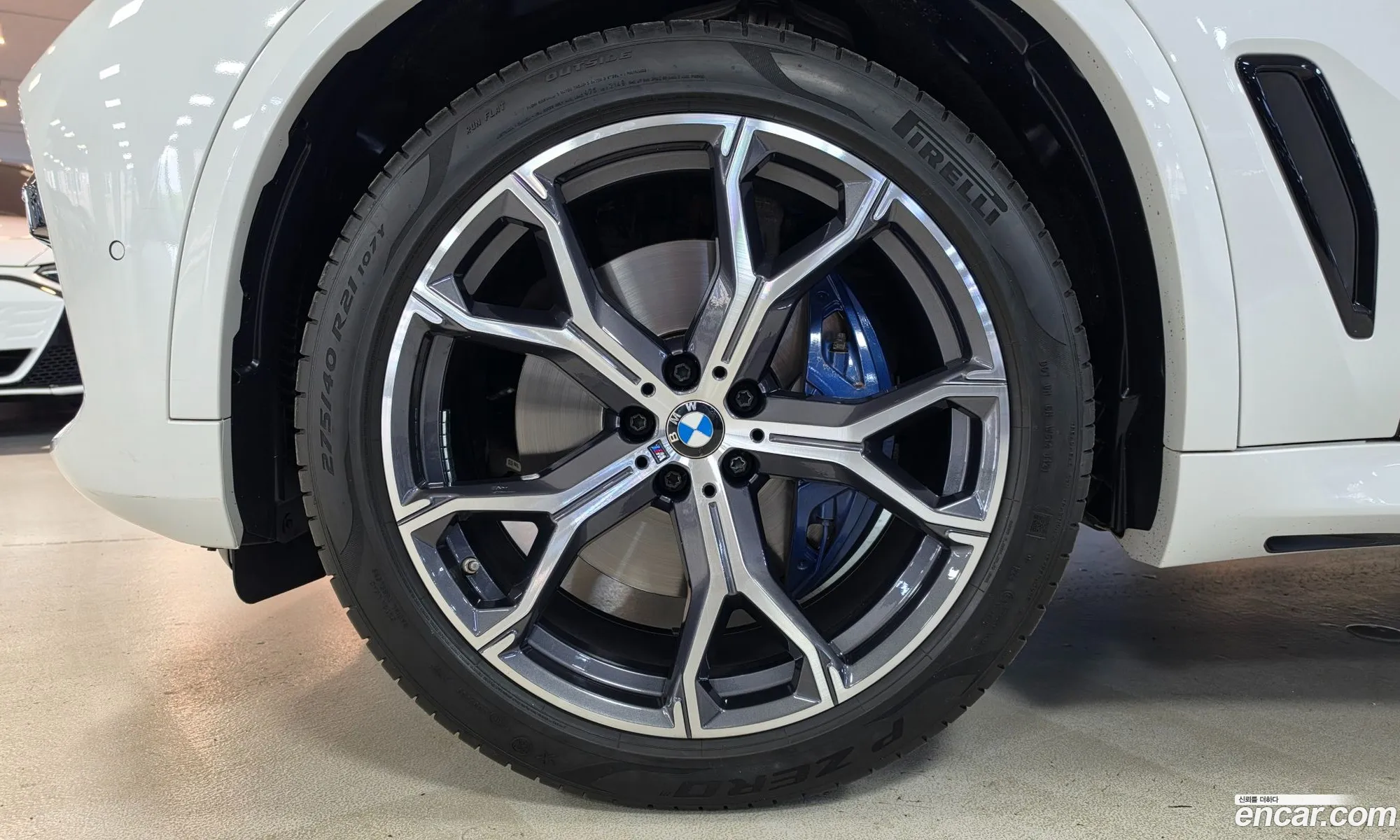 BMW X5 2021 — 10