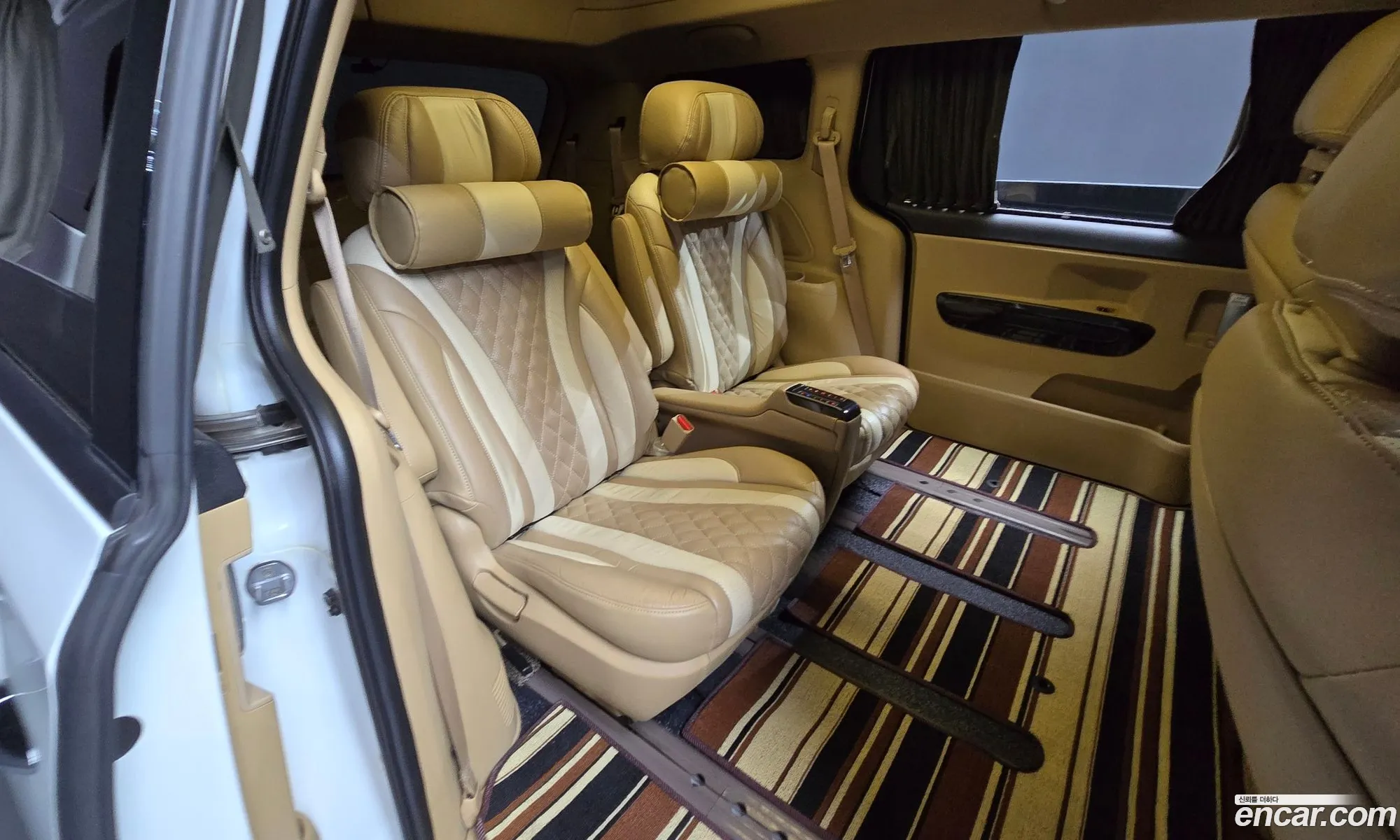 Kia Carnival 2018 — 5